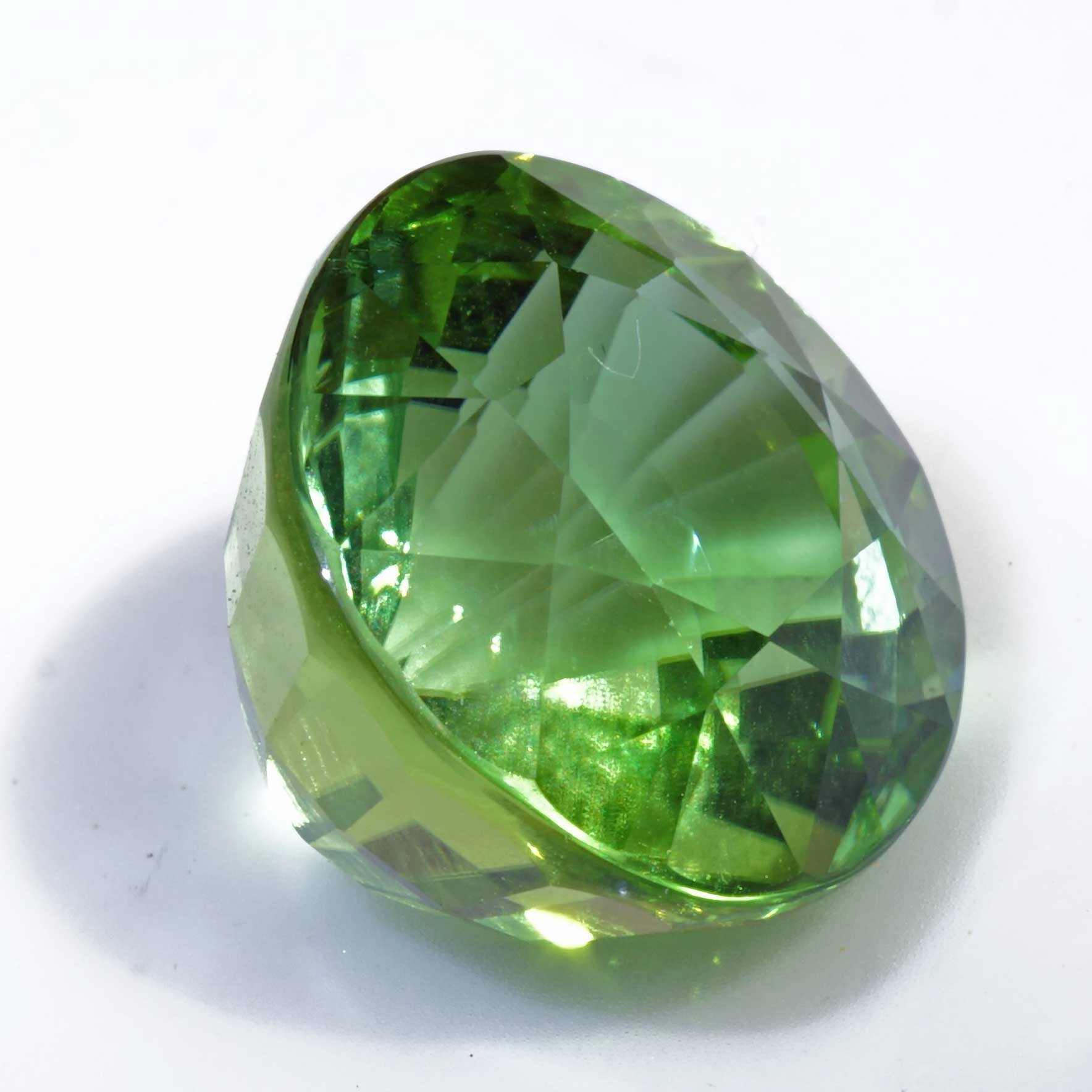 Jaba Tourmaline from Afghanistan green yellow 13.65 ct fine Color Loupeclean Investment Gemstone