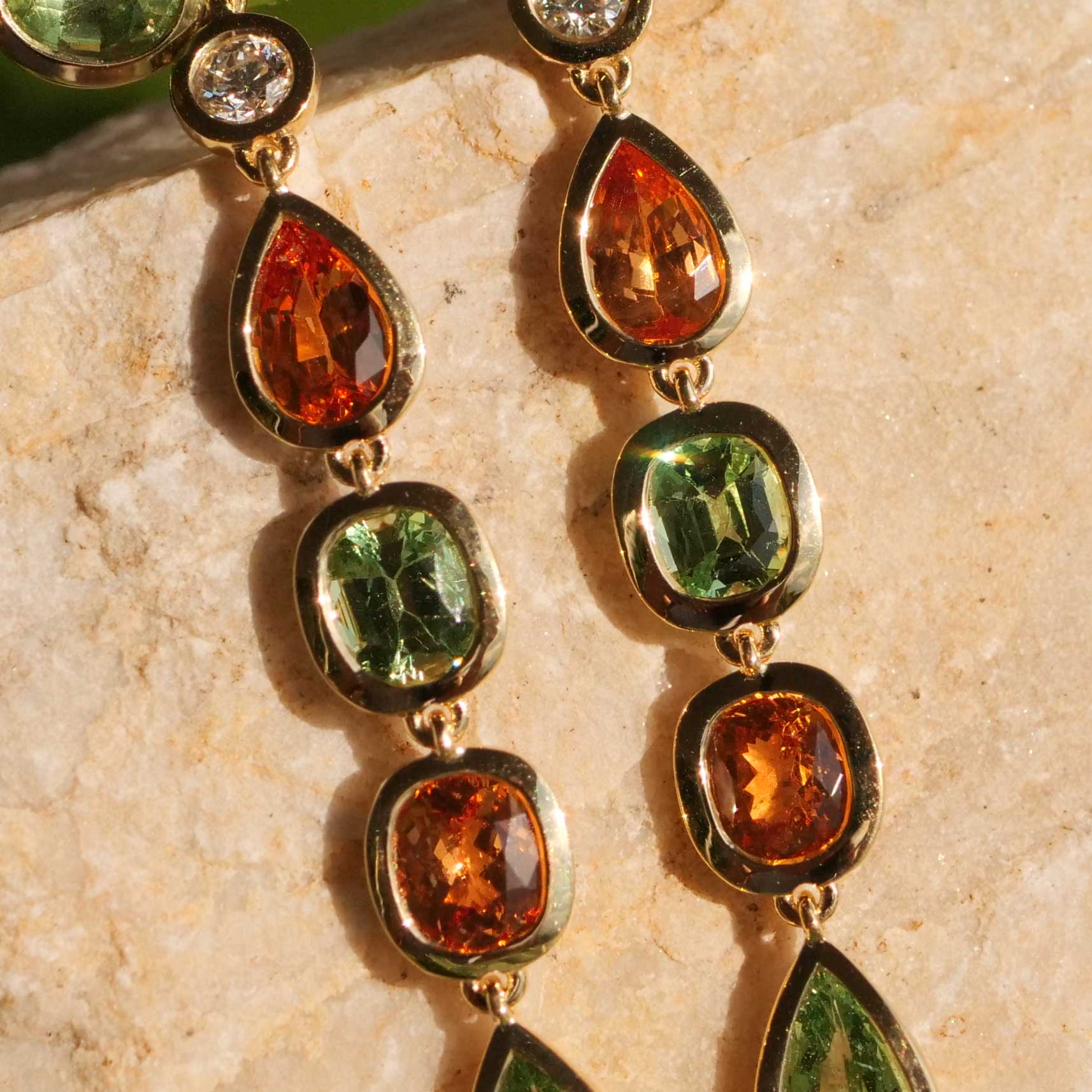 Rare Mandarin Garnet Brilliant Tsavorite Earrings 750 Yellow Gold 6.21 ct 0.24 ct Exceptional Color Orange and Green