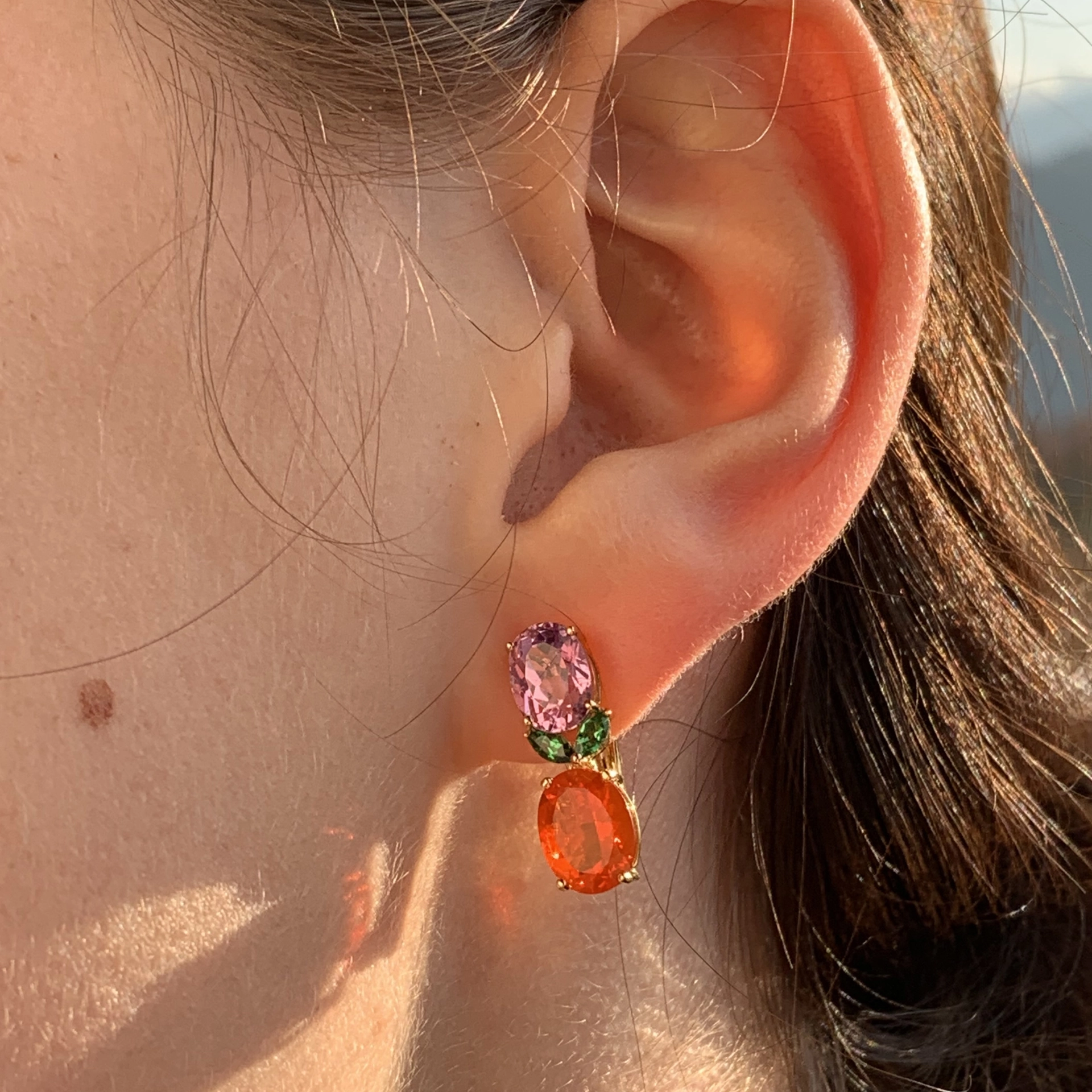 Kunzit Feueropal Demantoid Ohrstecker 750er Gold ......Day in Bali