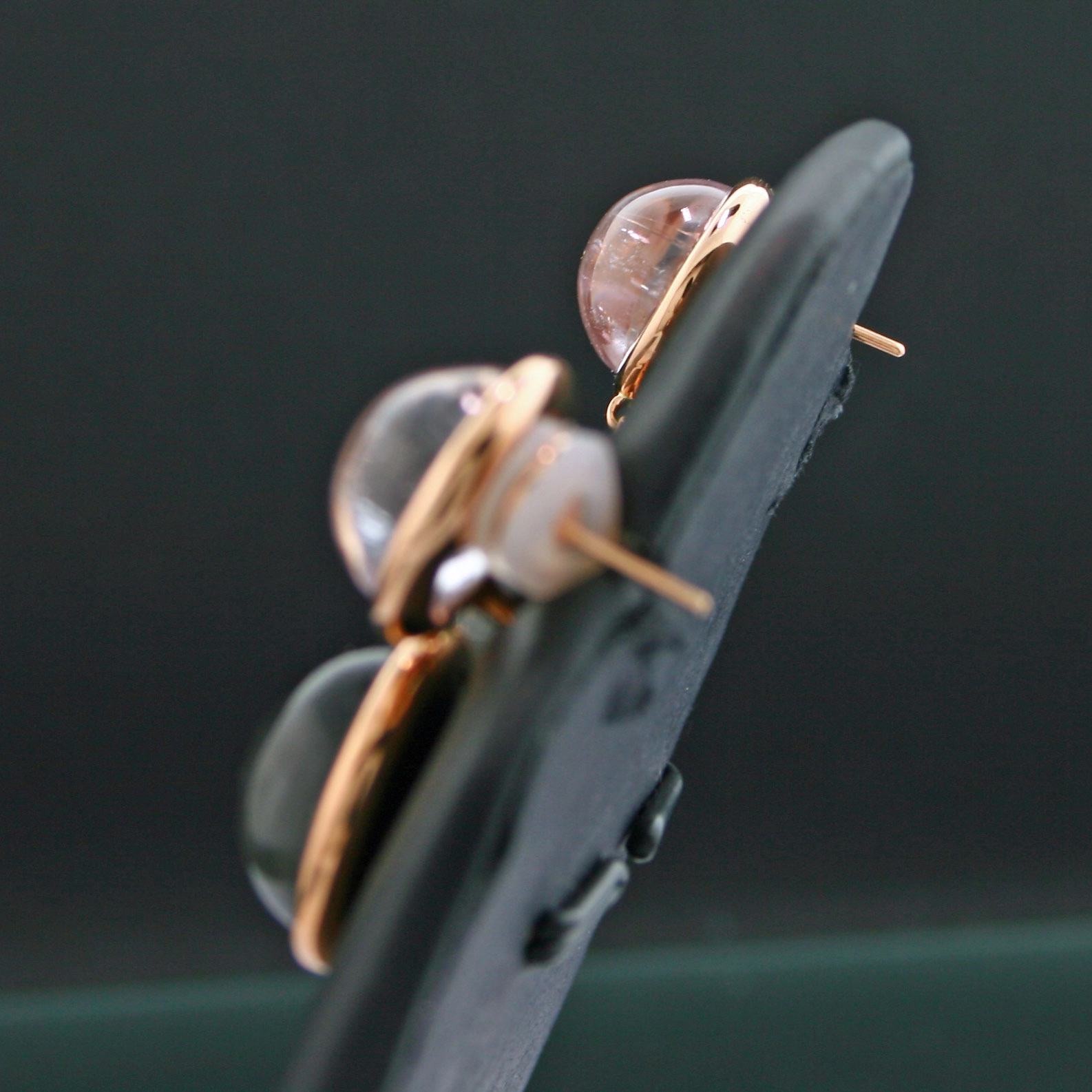 Kunzit-Quarz-Ohrstecker mit Clip, 750er-Gold, Rosegold