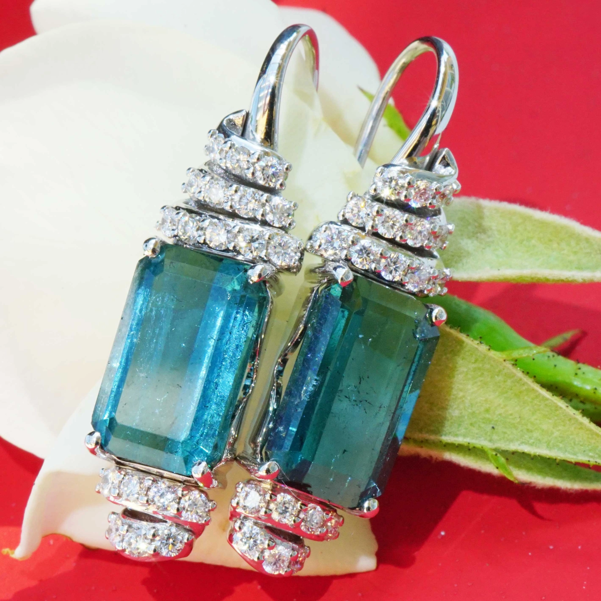 Indigolite Brilliant Earring made in Italy 7.48 ct misterious blue-green Color
