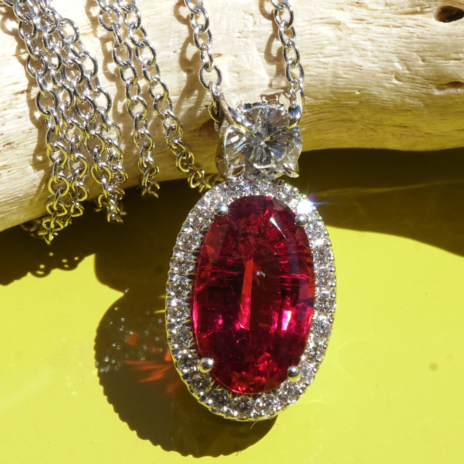 Rubelith Brilliant Pendant with Chain 750 White Gold from traditional goldsmiths...magnificently beautiful