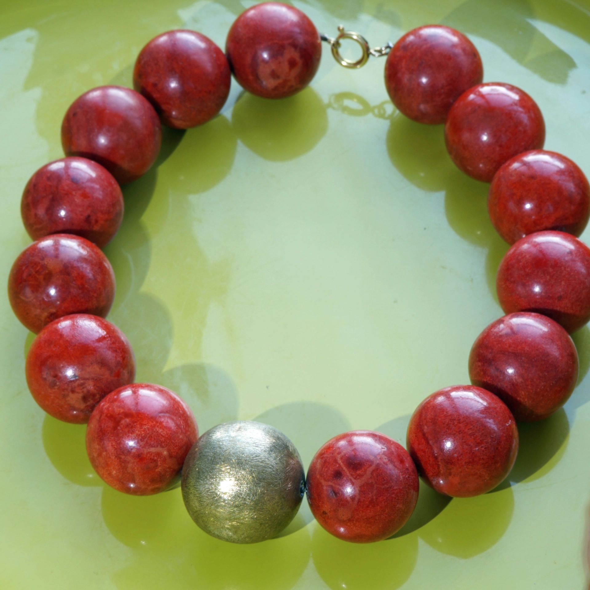 Avant-garde Necklace, very attractive, handcrafted, gold-plated silver Ball 