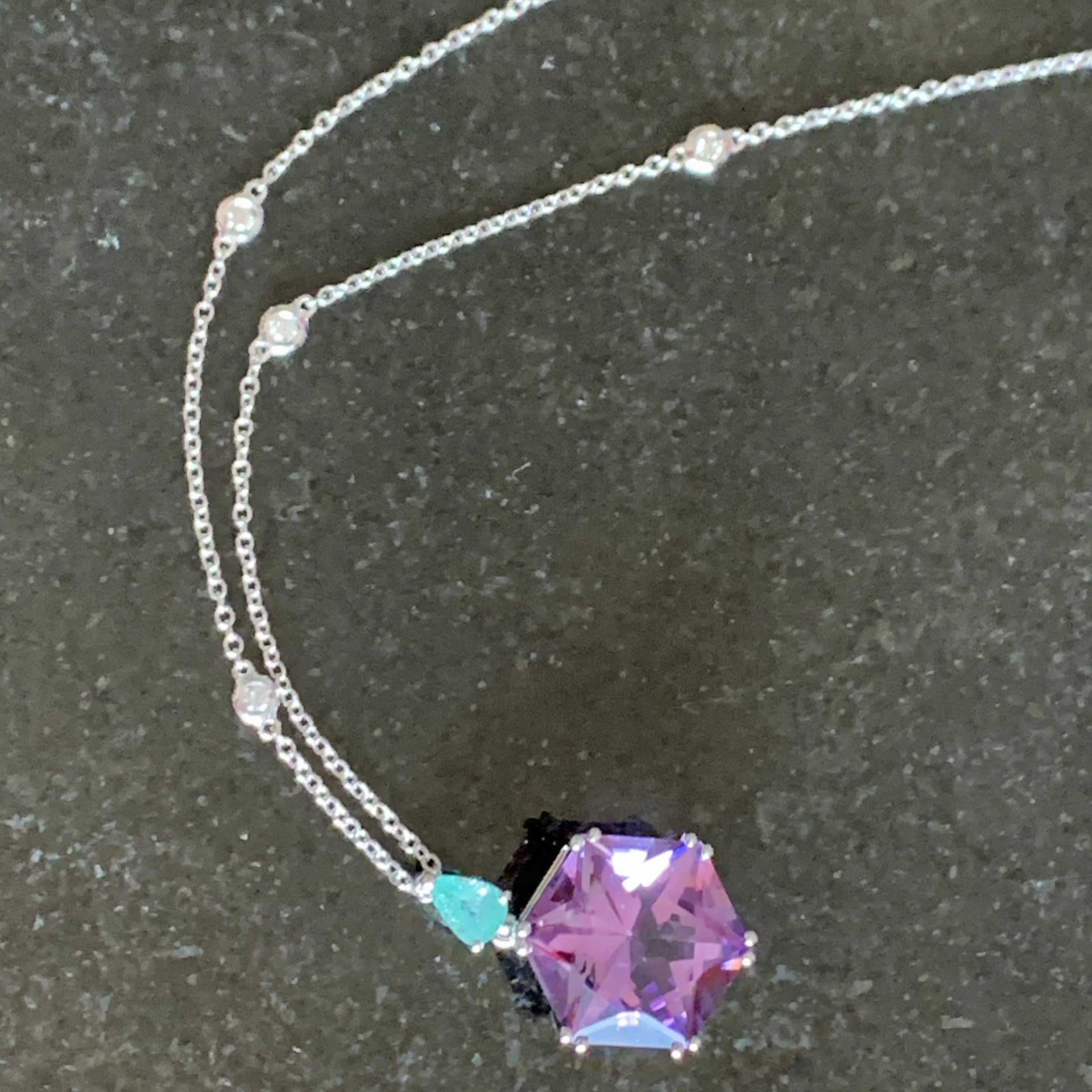 Paraiba Turmalin Amethyst Brillant Collier 750er Weissgold 42 cm lang WAHNSINNSFARBEN