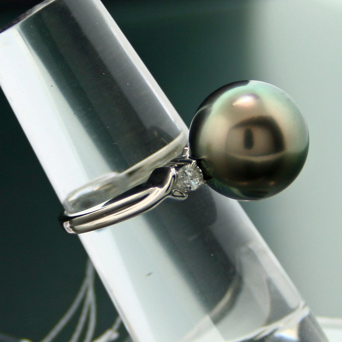 Tahiti-Zuchtperl-Diamant-Ring, 900er-Platin