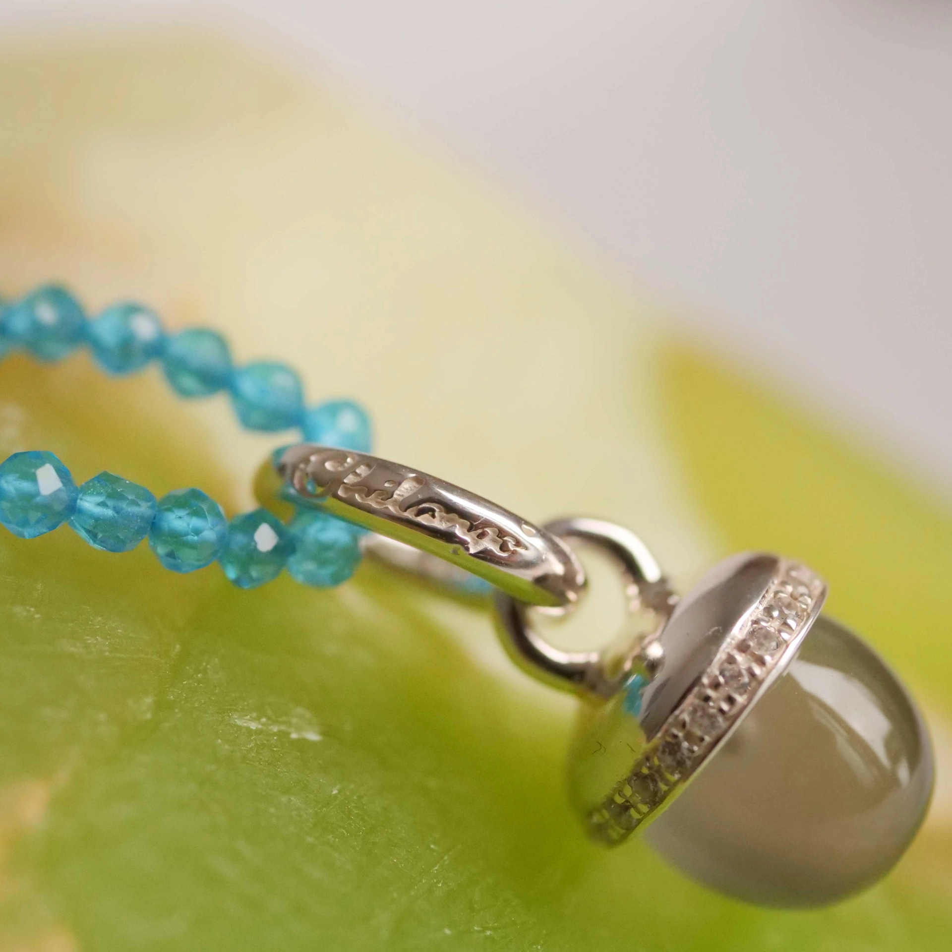 Moonstone Pendant Drop Shrine with white Zircons from the Lifestyle Jewelry Manufacturer Chilango