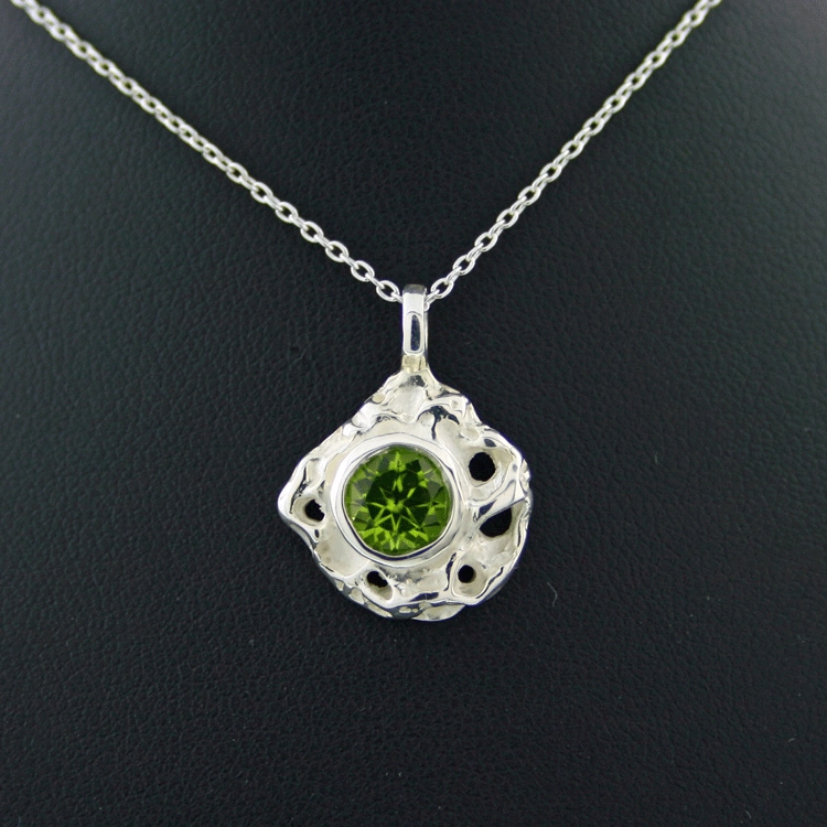 Silberschmiedearbeit, 925/-Silber mit Peridot
