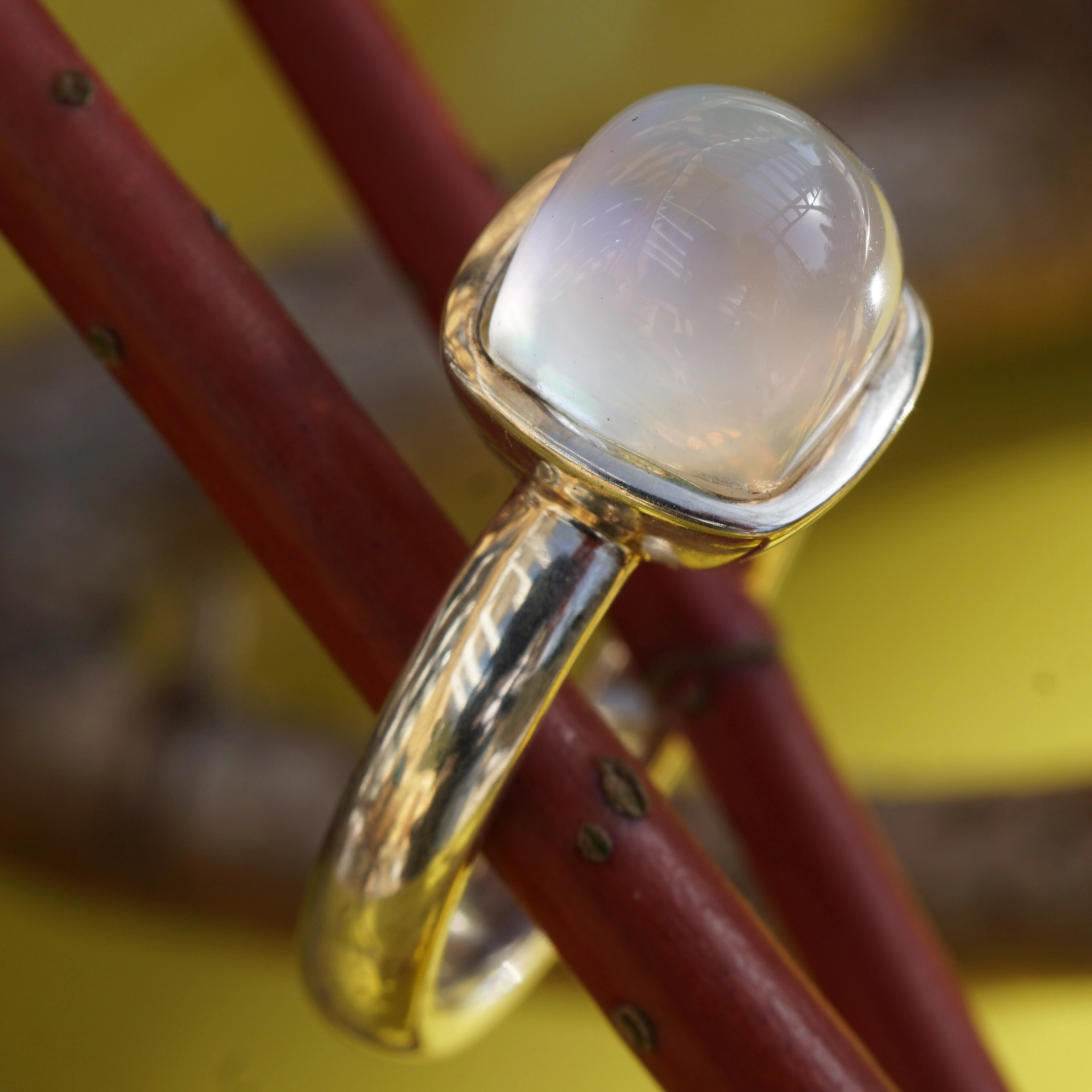 CHILANGO RING TUTENCHAMUN Bergkristall mit Perlmut unterlegt  925er Silber neu mit orig. Etui massiv