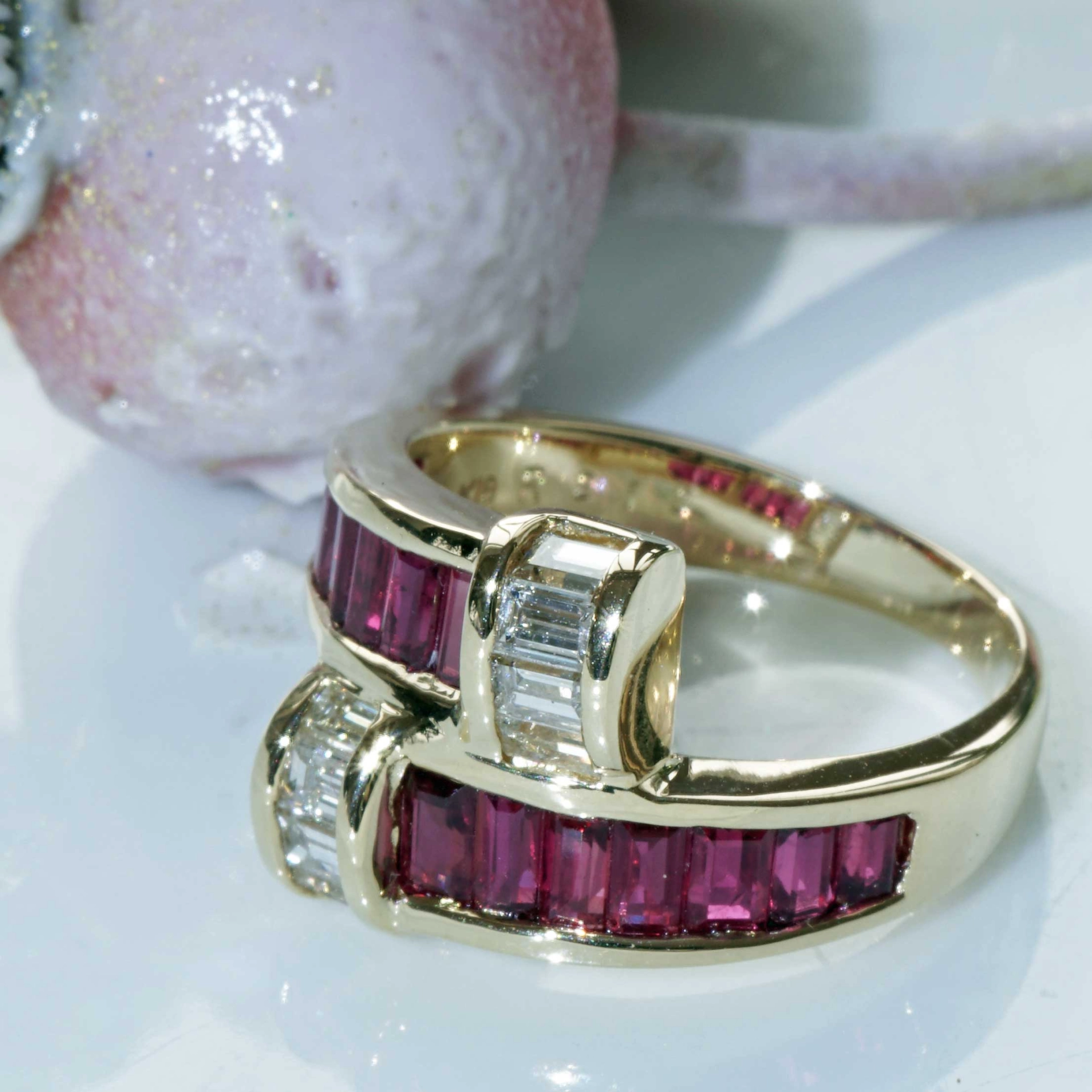 Ruby Brilliant Ring 18 kt Yellow Gold 2.213 ct 0.58 ct...Rubies without End