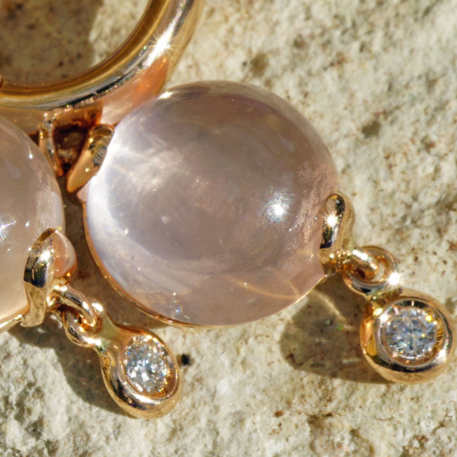 Rosequartz and Diamonds....ideal Kombination with Rosegold