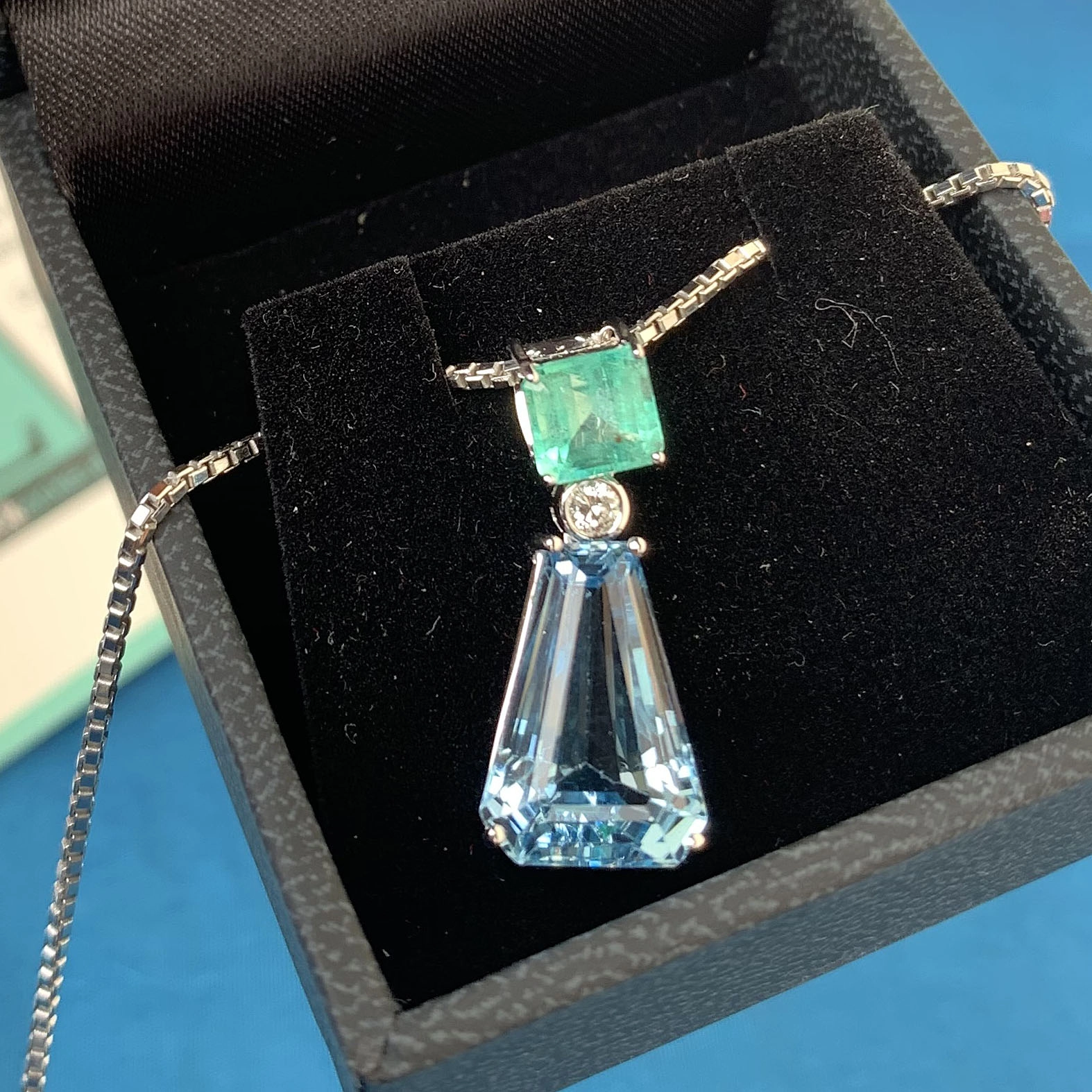 Smaragd Aquamarin Anhänger 4.13 ct 0.83 ct 750er Gold AAA+ Top Aquamarin