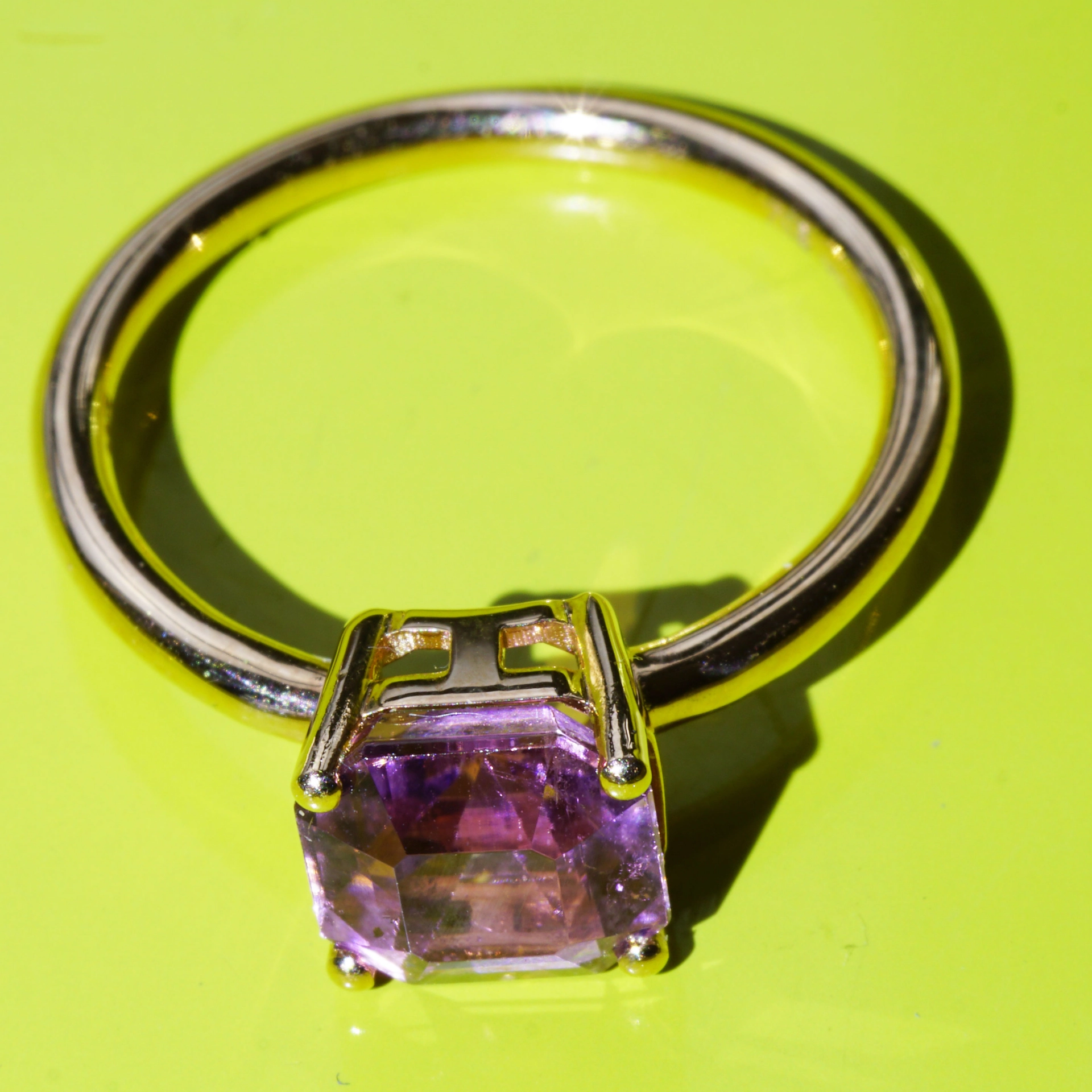 Turmalin Ring 18 kt Rosegold phantastic Color pink bluish