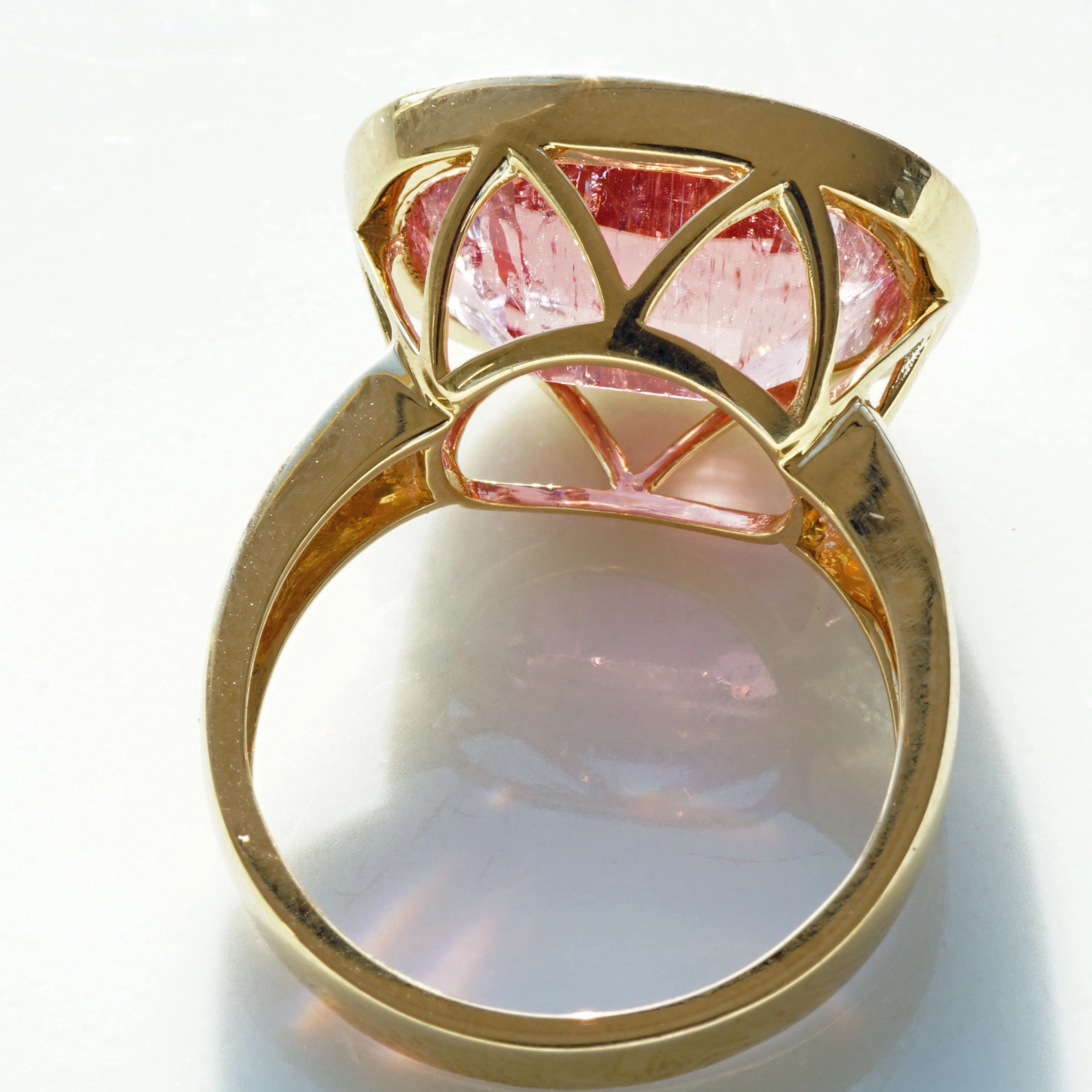 Rubellit Ring from Afghanistan...your graceful companion