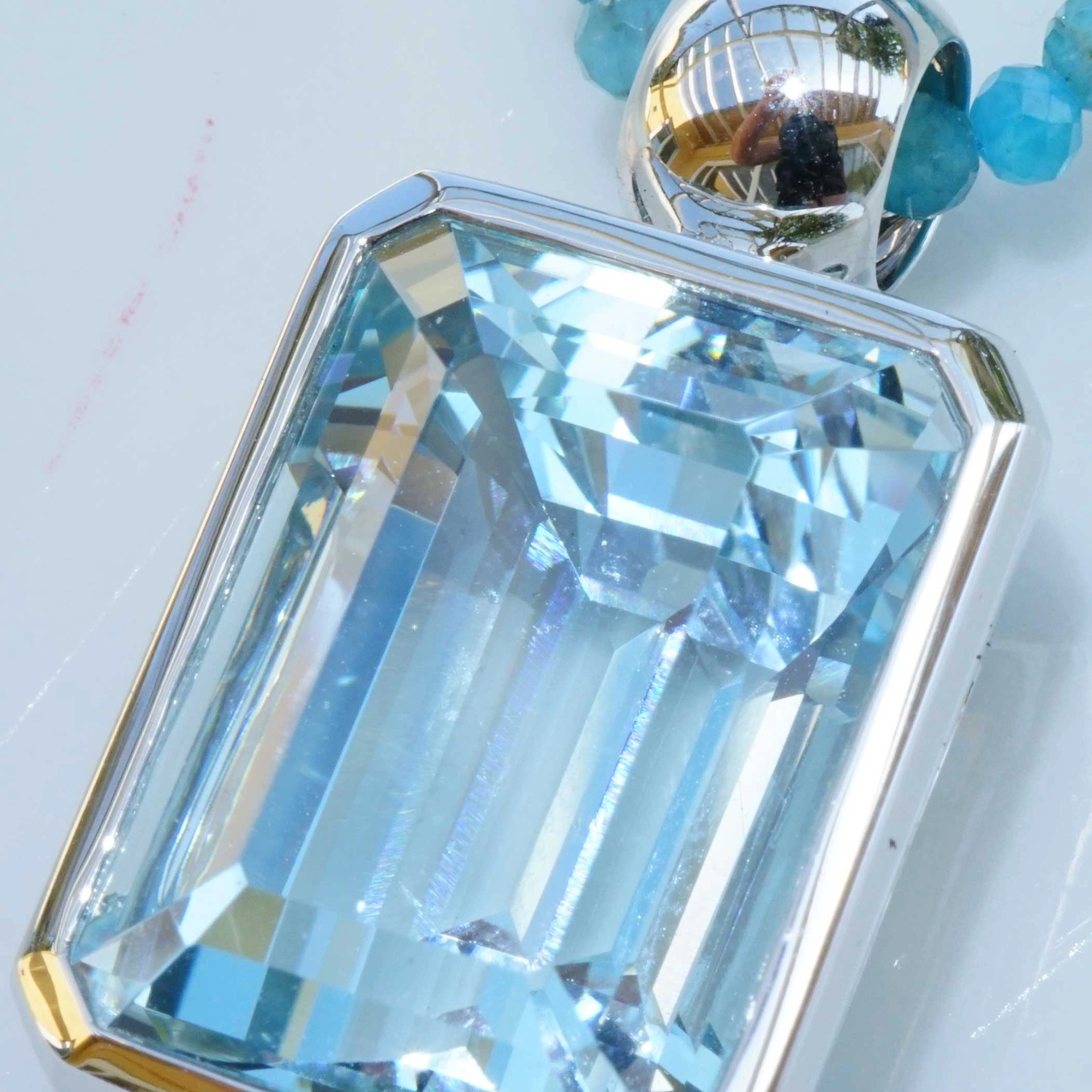 Newly arrived! Aquamarine Pendant 18 White Gold 17.66 ct  fine Quality feine Cut