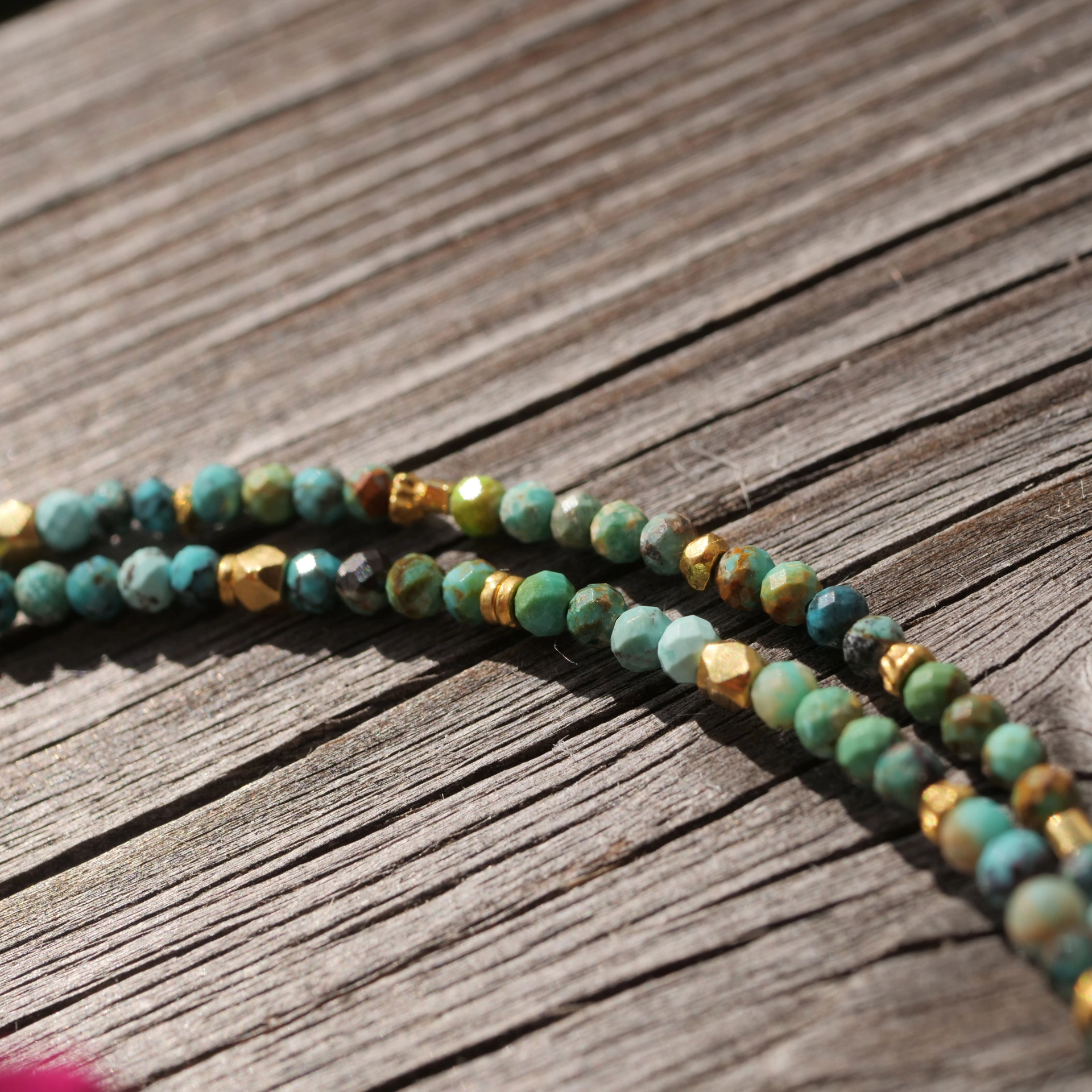 Turqouise Necklace with handmade Balls in 900er Finegold ...so pretty