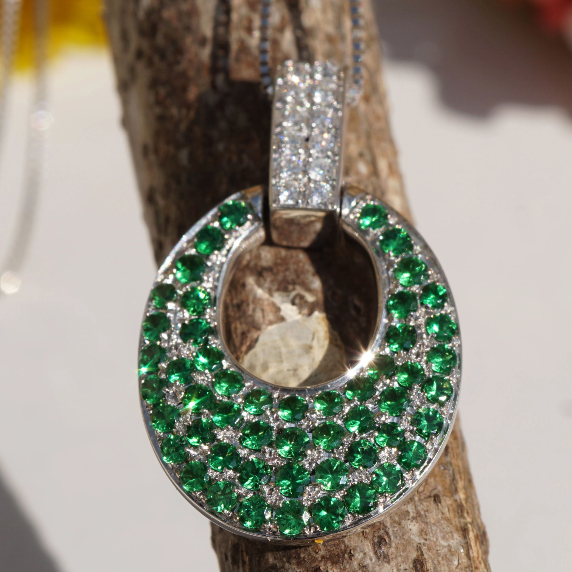 Brilliant Demantoid Pendant 750 White Gold...very massive