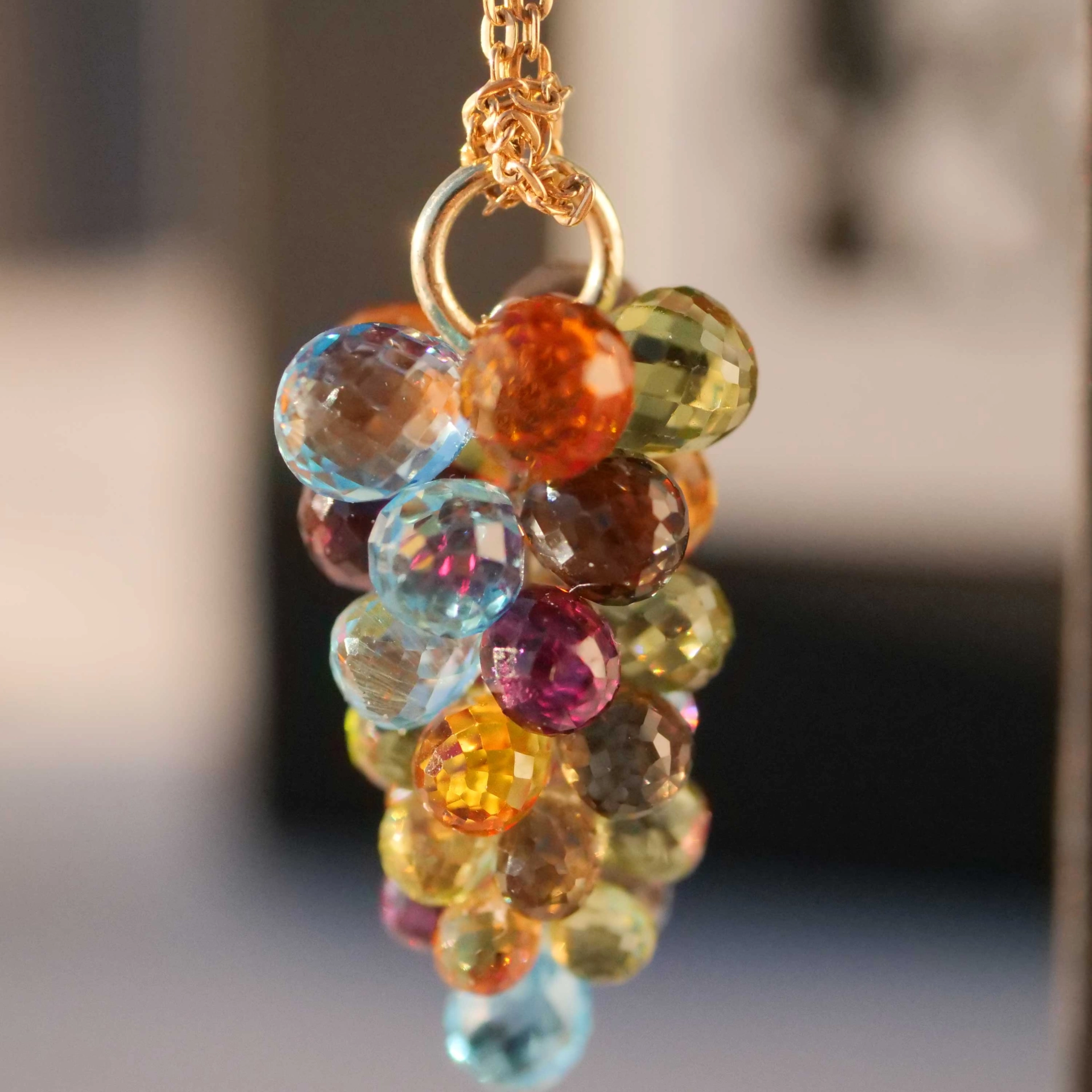 Grape Pendant Multicolor 14kt Yellow Gold 20 ct....skillfully made