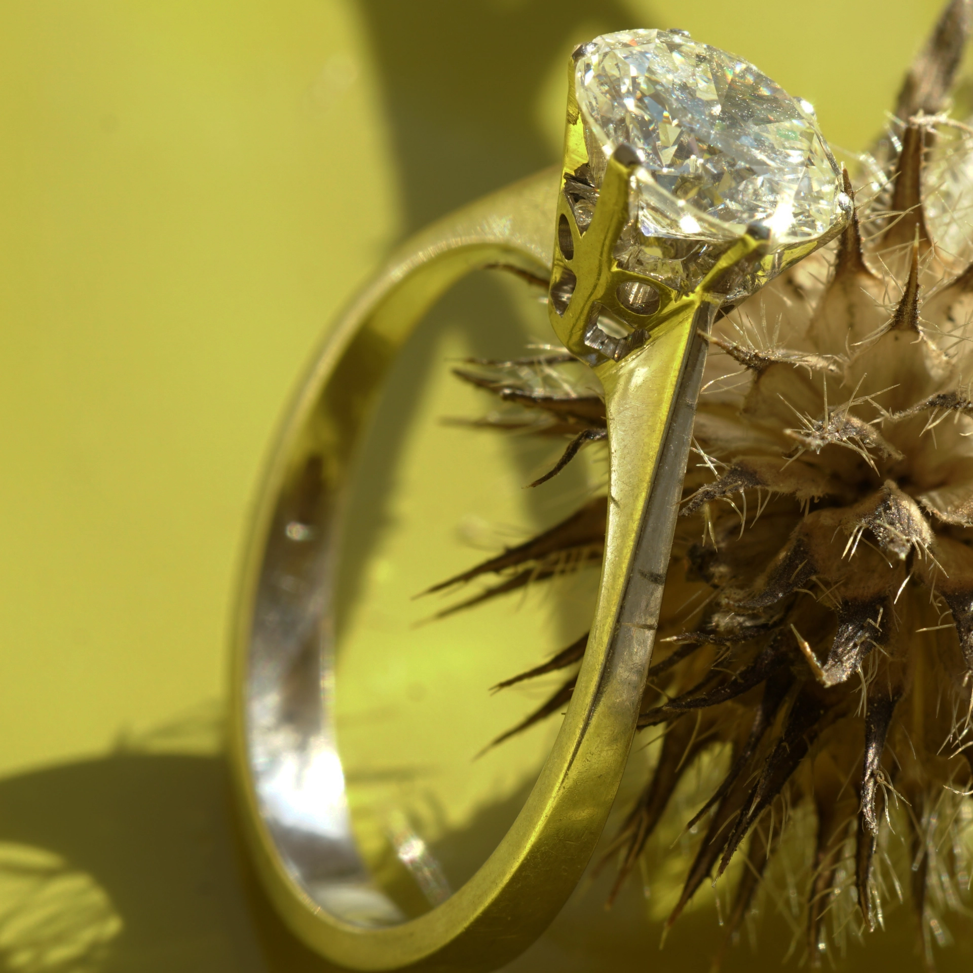 Brillant Ring 1.50 ct W-TCR / Lupenrein-VVS 7,4 mm D. Schliff sehr gut, 750er Weissgold