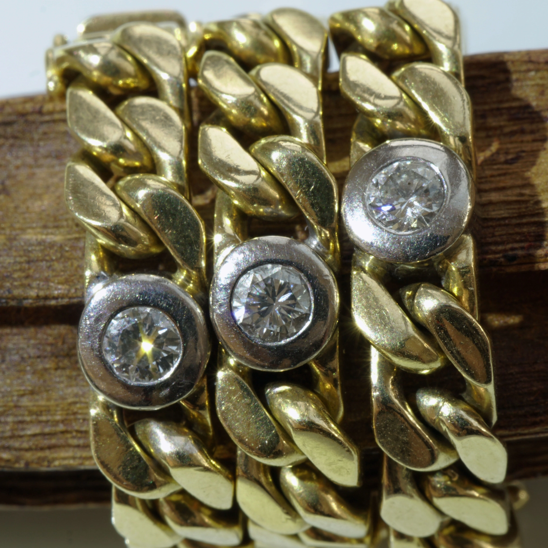 Armor Bracelet with Diamond 18 kt Yellowgold and Whitegold 40 grams 0.50 ct TW VS-SI