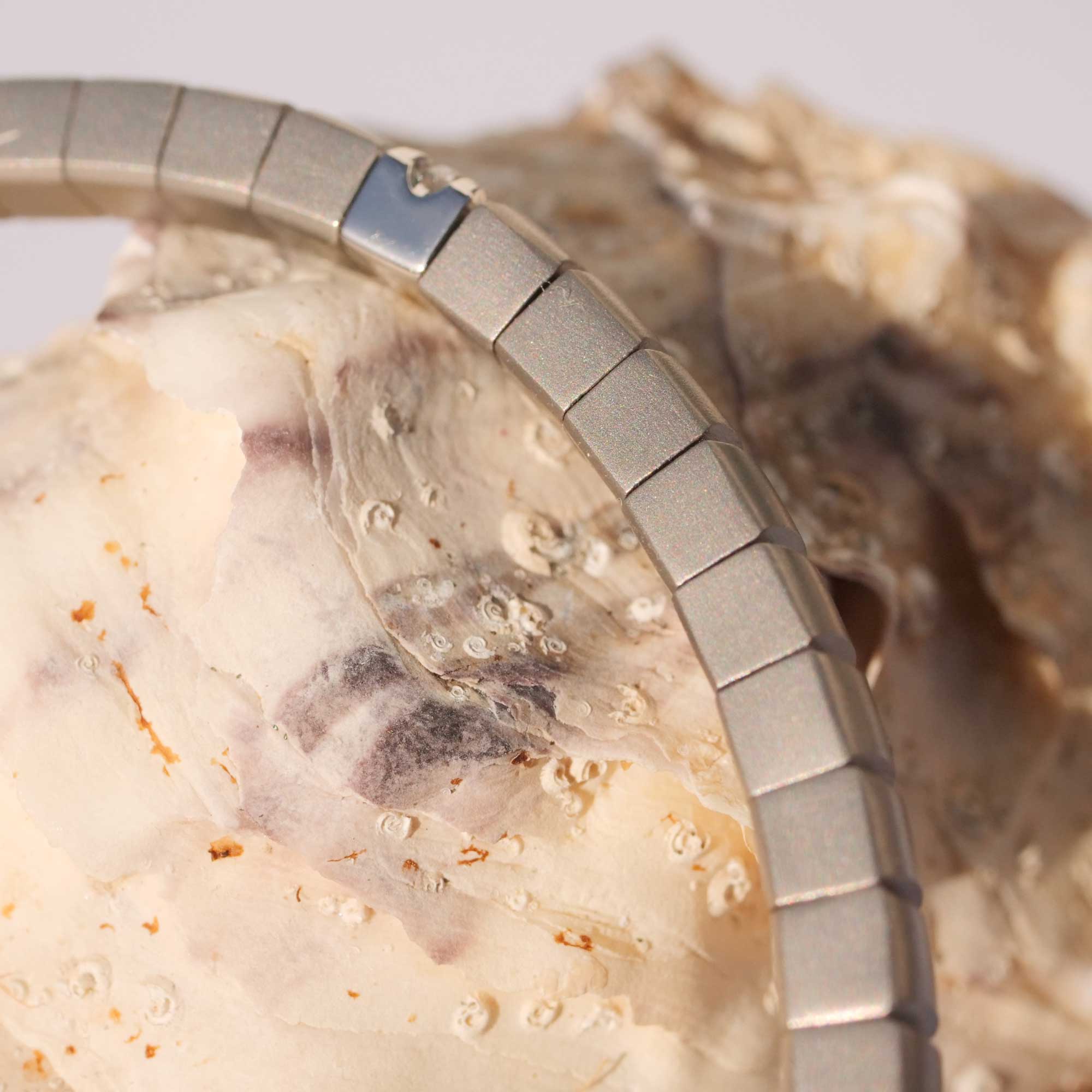 Unisex Tennis Flex Bracelet Titanium grey  0.30 ct Brilliants 18 kt Whitegold by Silhouette Schmuck Bentner