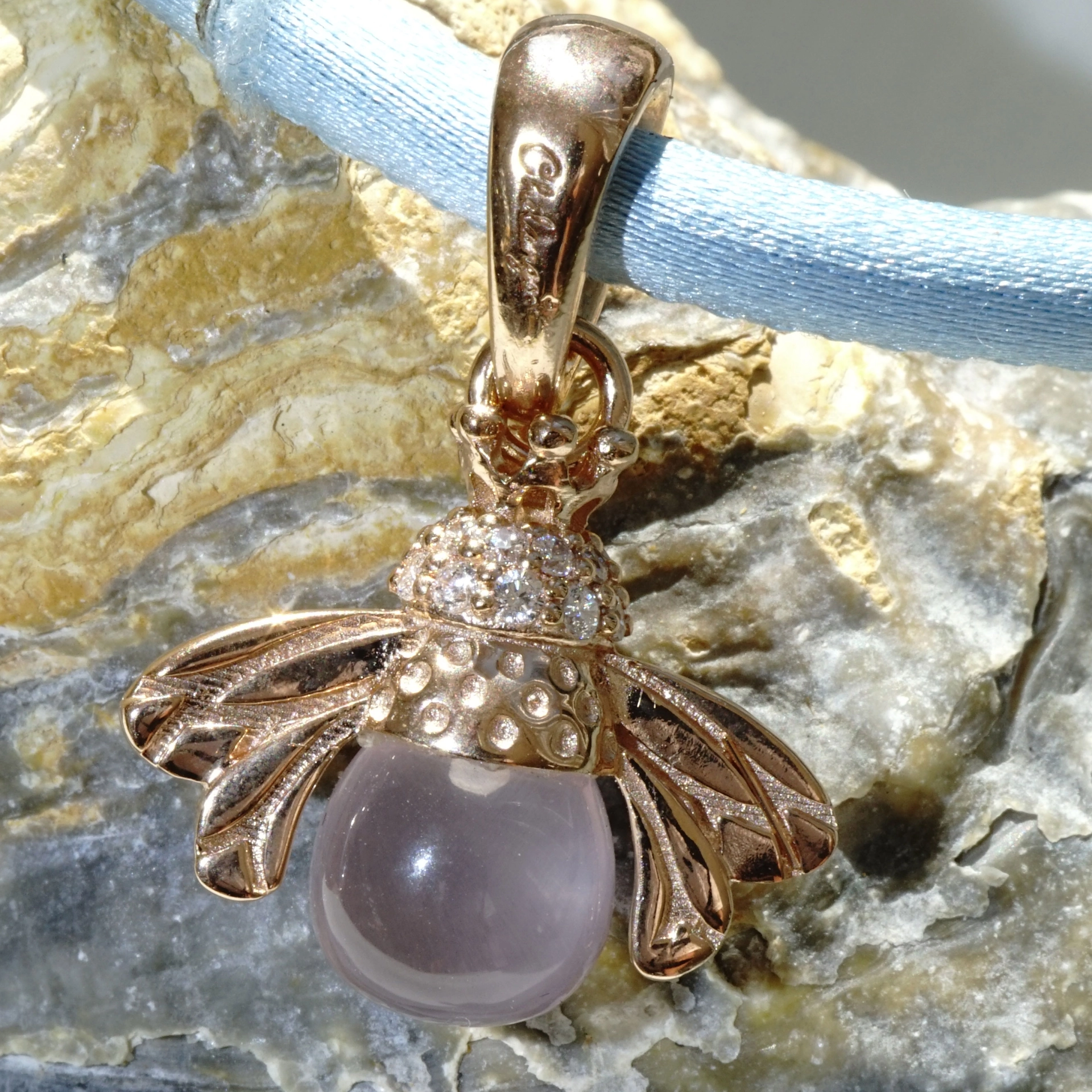 Bee Princess Pendant..925 Sterlingsilver with little crown..so sweet