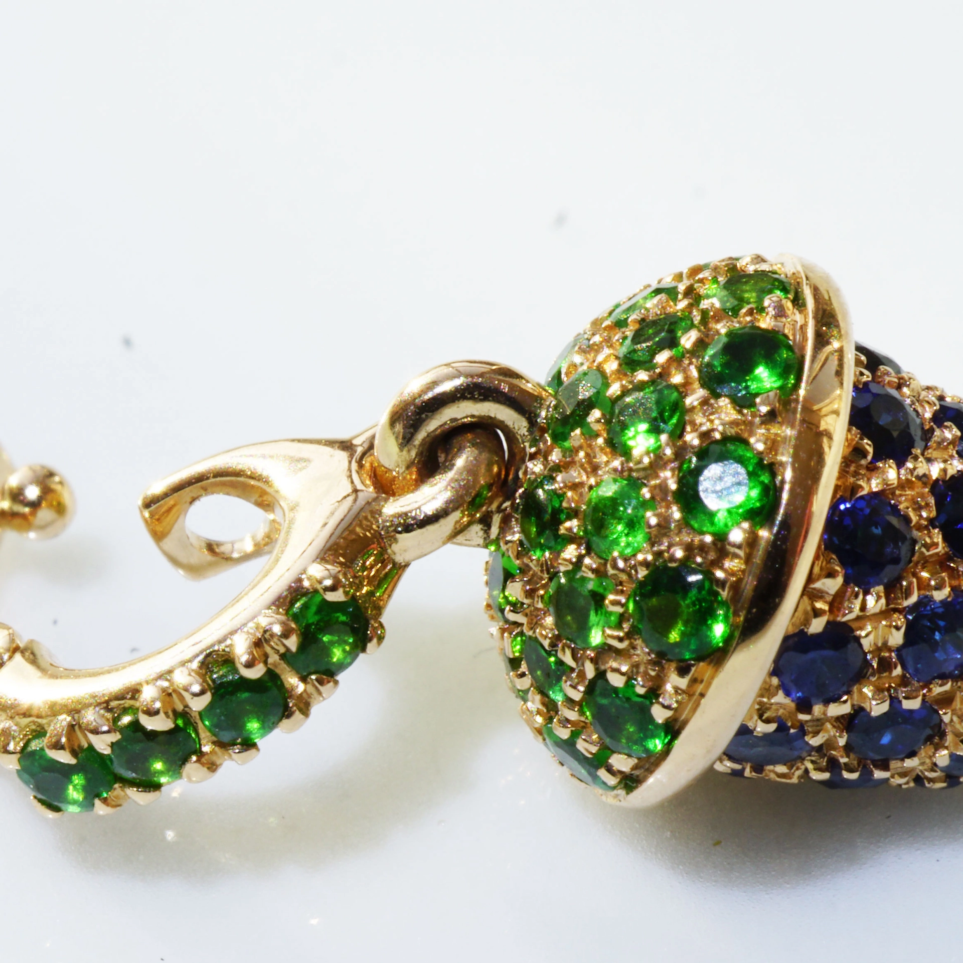 Tsavorithe Saphire Drop Pendant 18 kt Rosegold.......sooo cute