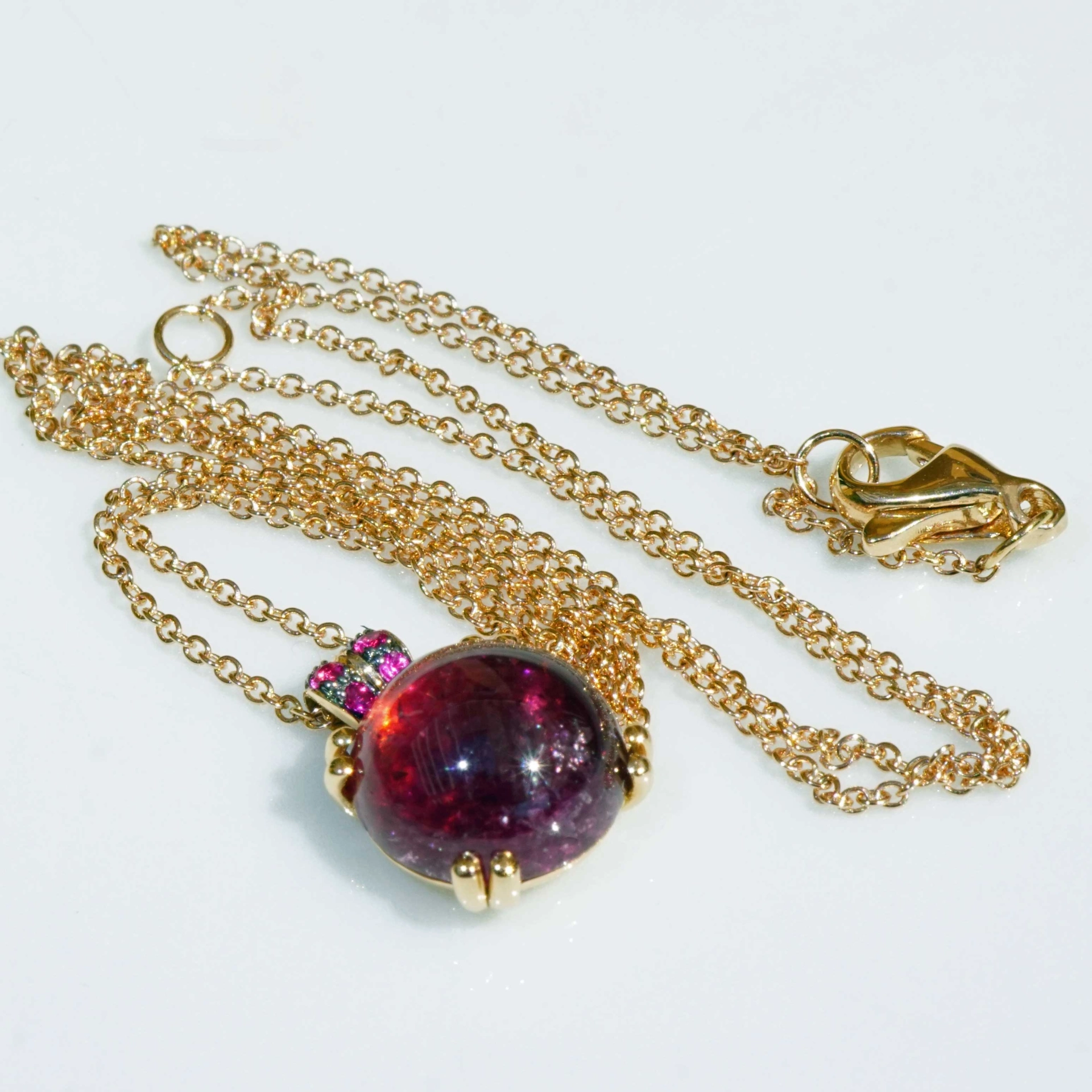 Tourmalin Saphire Necklace 18 kt Rose Gold.sweet Bubbles..round Gemstone