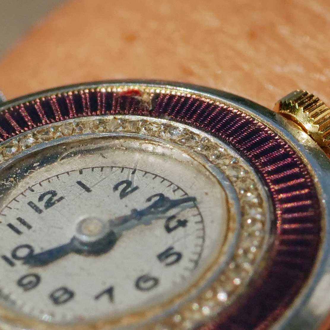 Emaille Diamant Armbanduhr Silber 585er Gelbgold um 1930 überholt vom Uhrmacher