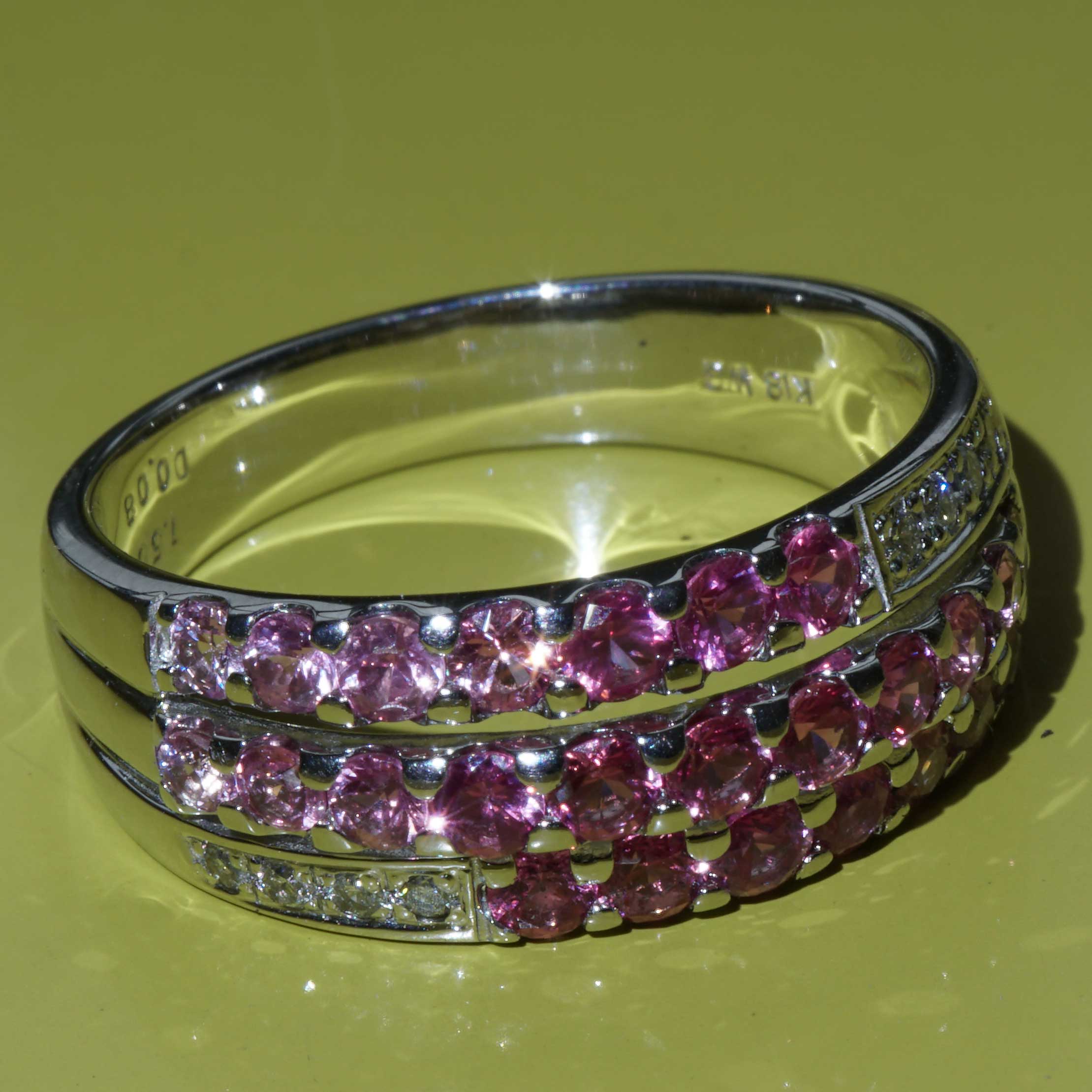 Pink Sapphire Brilliant Ring 750 white gold 1.50 ct 0.08 ct interesting color gradations from light to dark