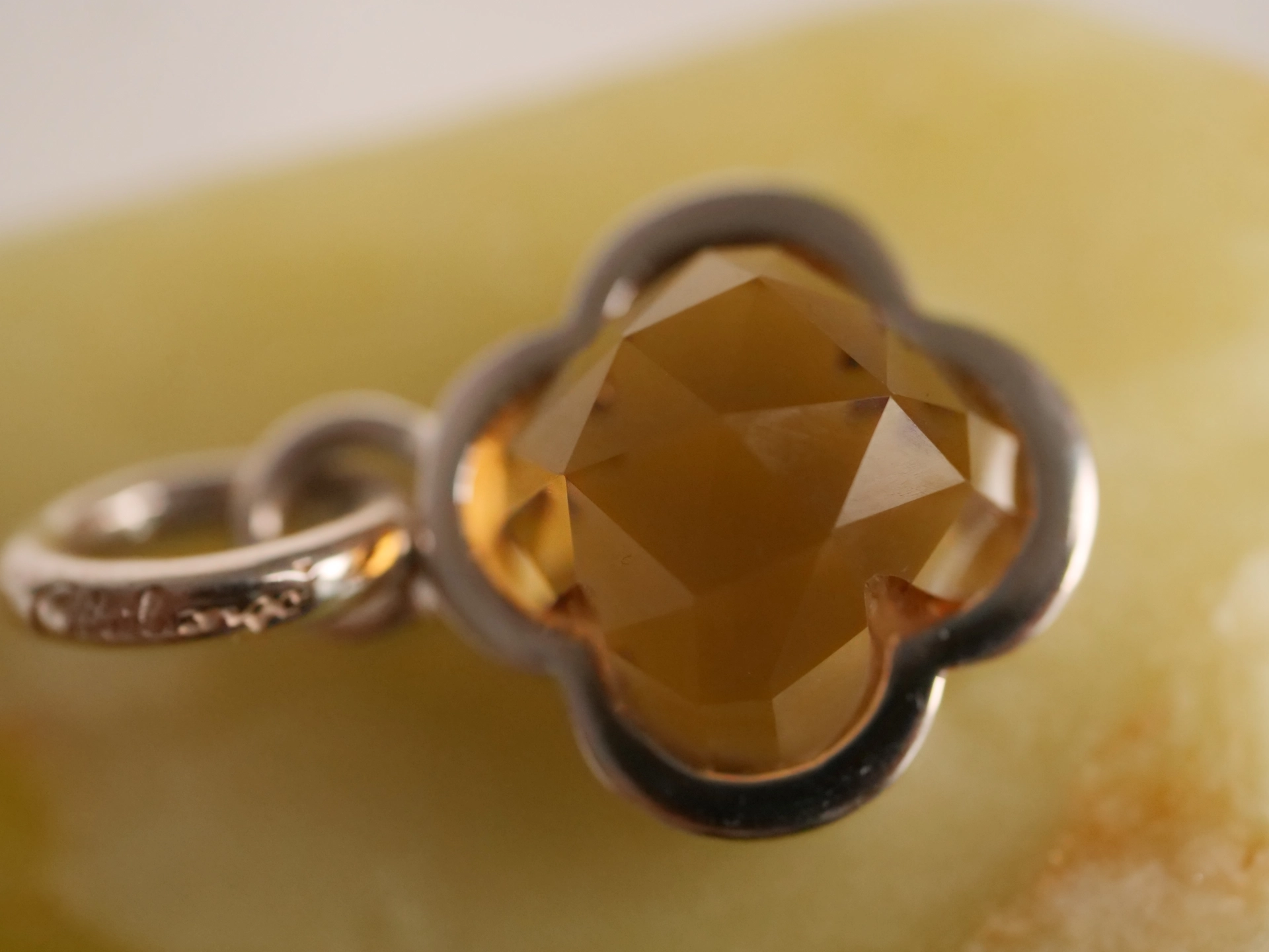 Chilango Cool Citrine Pendant from the Lilli Flower out of Nature 925 Silver