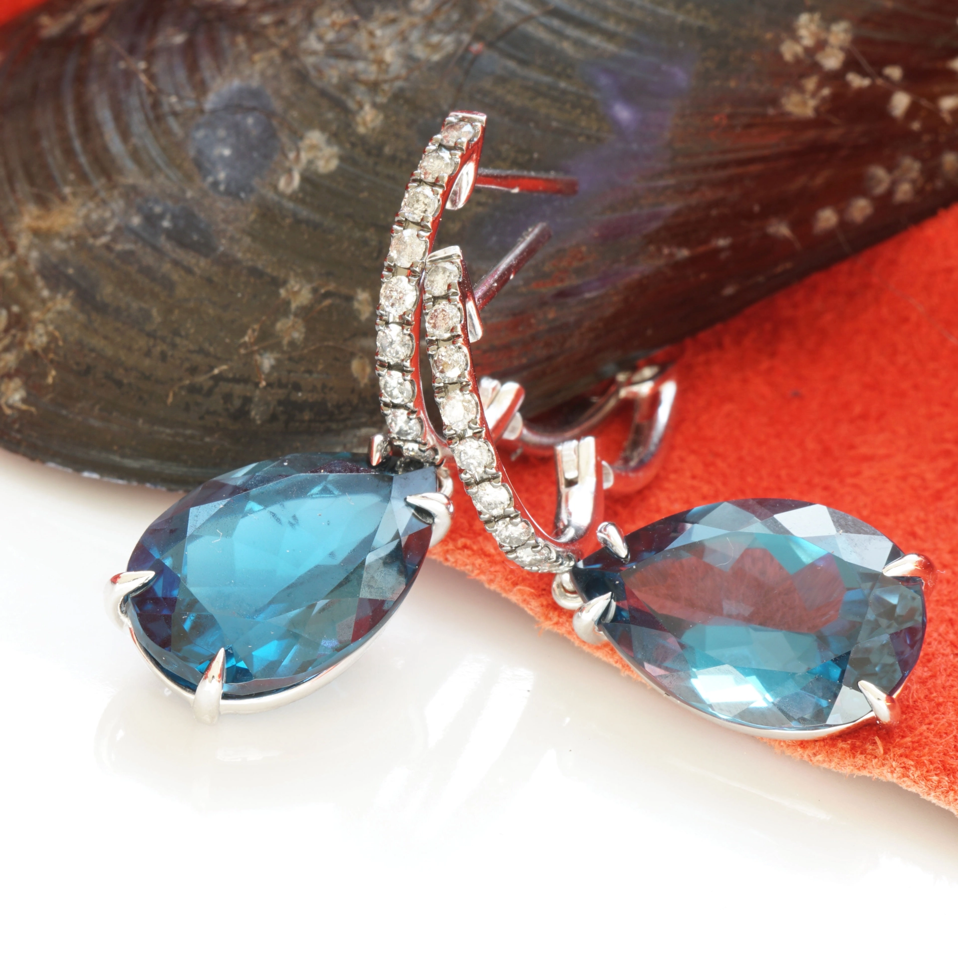 Blue and Grey Color Earrings made in a traditional Goldsmith's Factory in Valenza/Italy Bluetopaz and Diamonds 18kt Whitegold