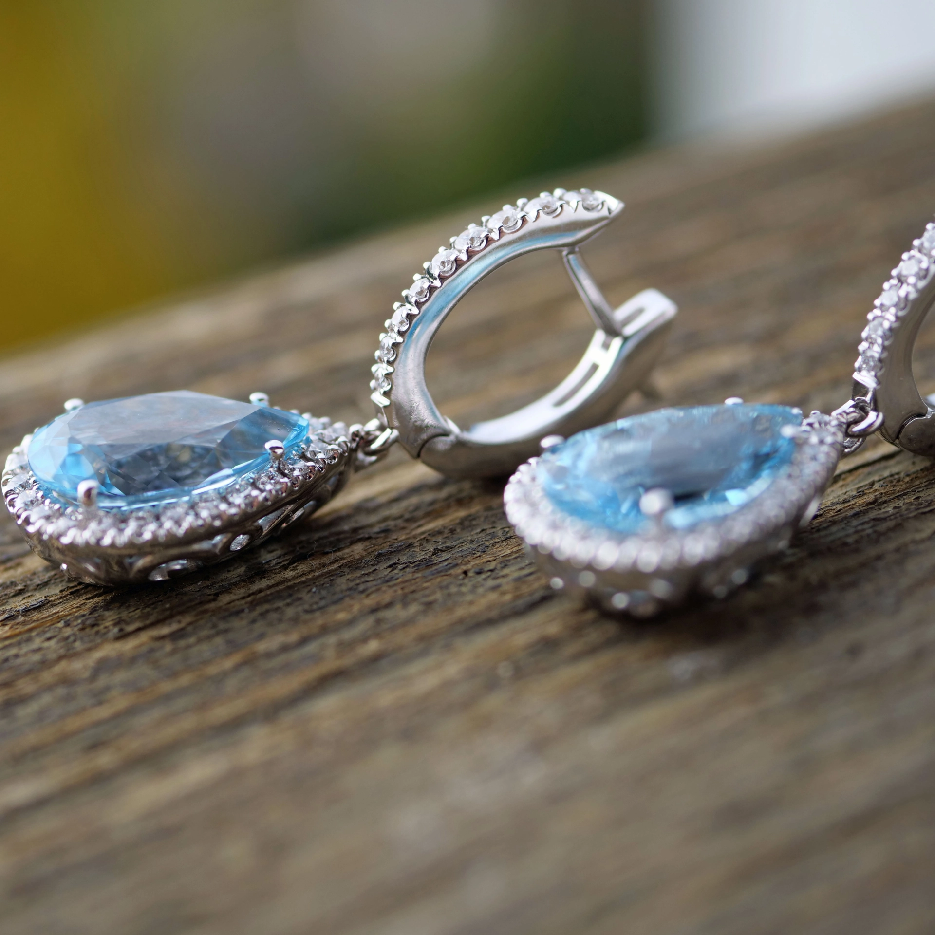 Blue and White.. made in a traditional Goldsmith's Factory in Valenza/Italy Skytopaz and Diamonds 18kt Whitegold