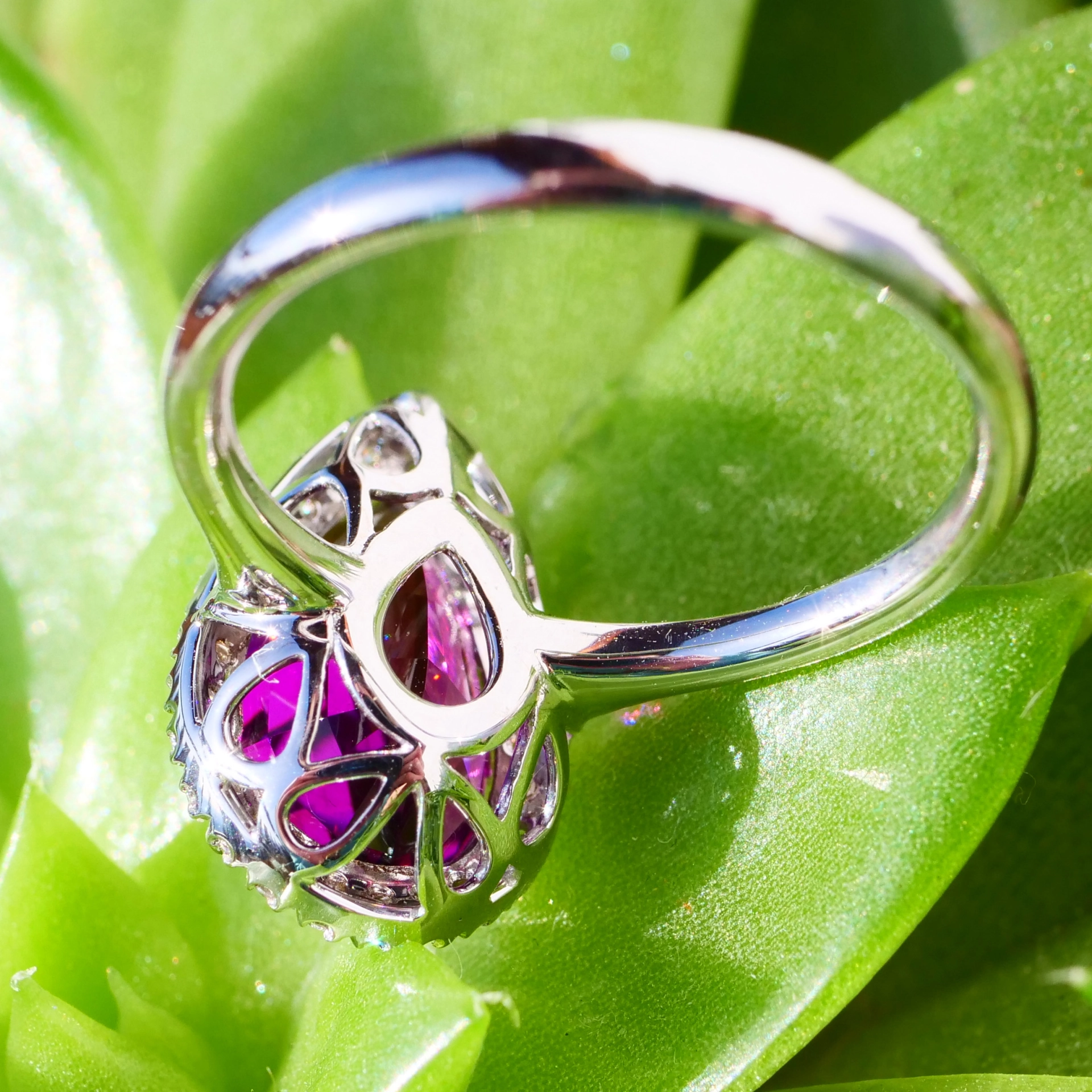 Rhodolite diamond ring 750 white gold, 4.74 ct, Mozambique AAA+ couldn't be better ...