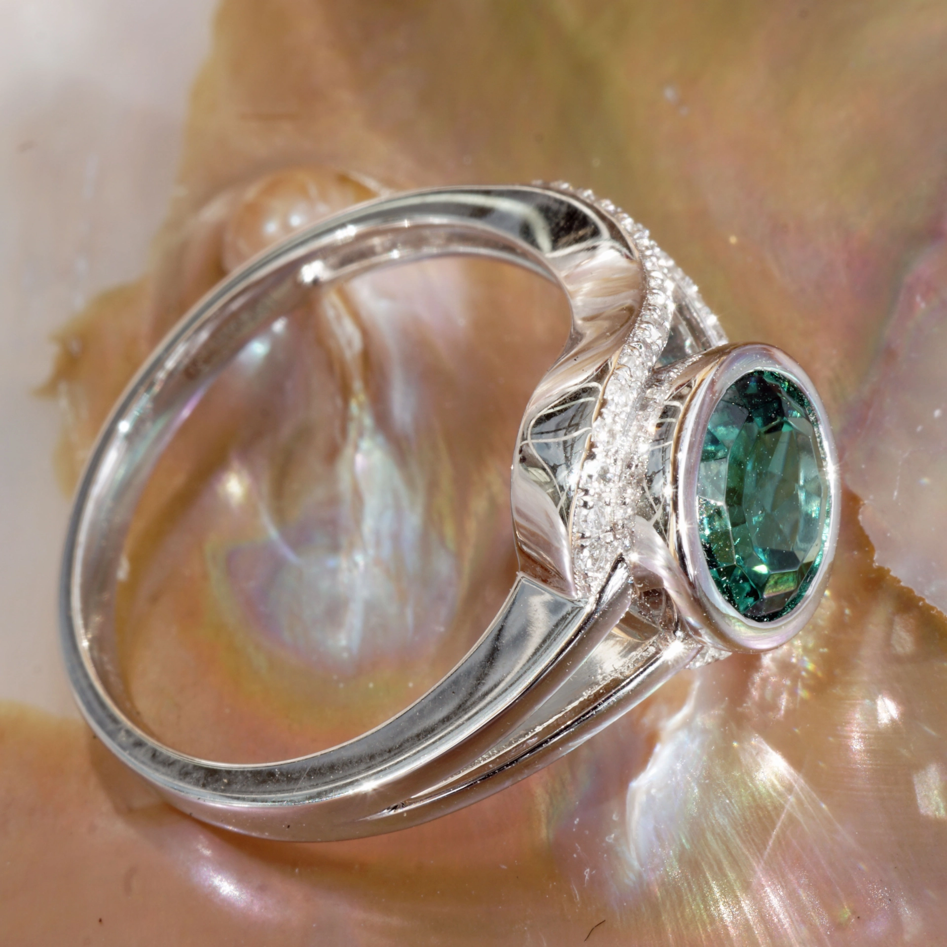 Indigolite Diamond Ring 1.45 ct 0.13 ct 750 White Gold...it doesn't get any more beautiful than this
