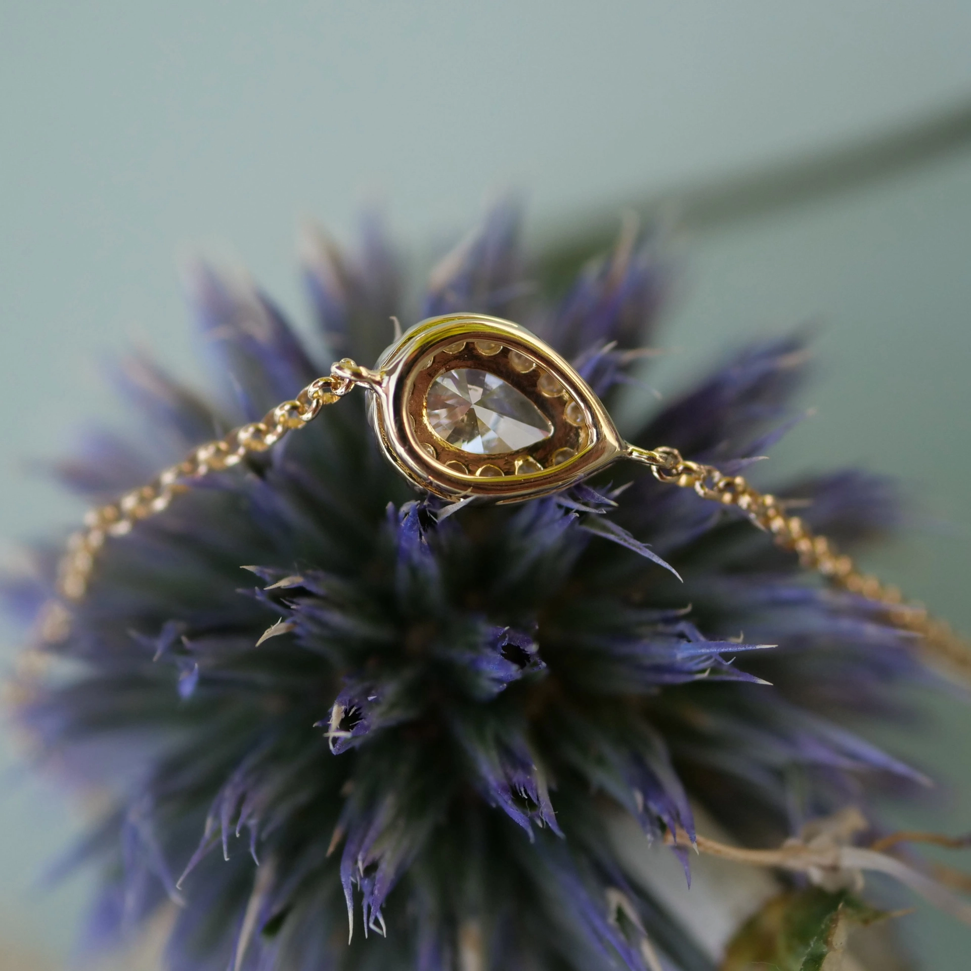 What a Highlight Diamond Drop Bracelet 18 kt Gold