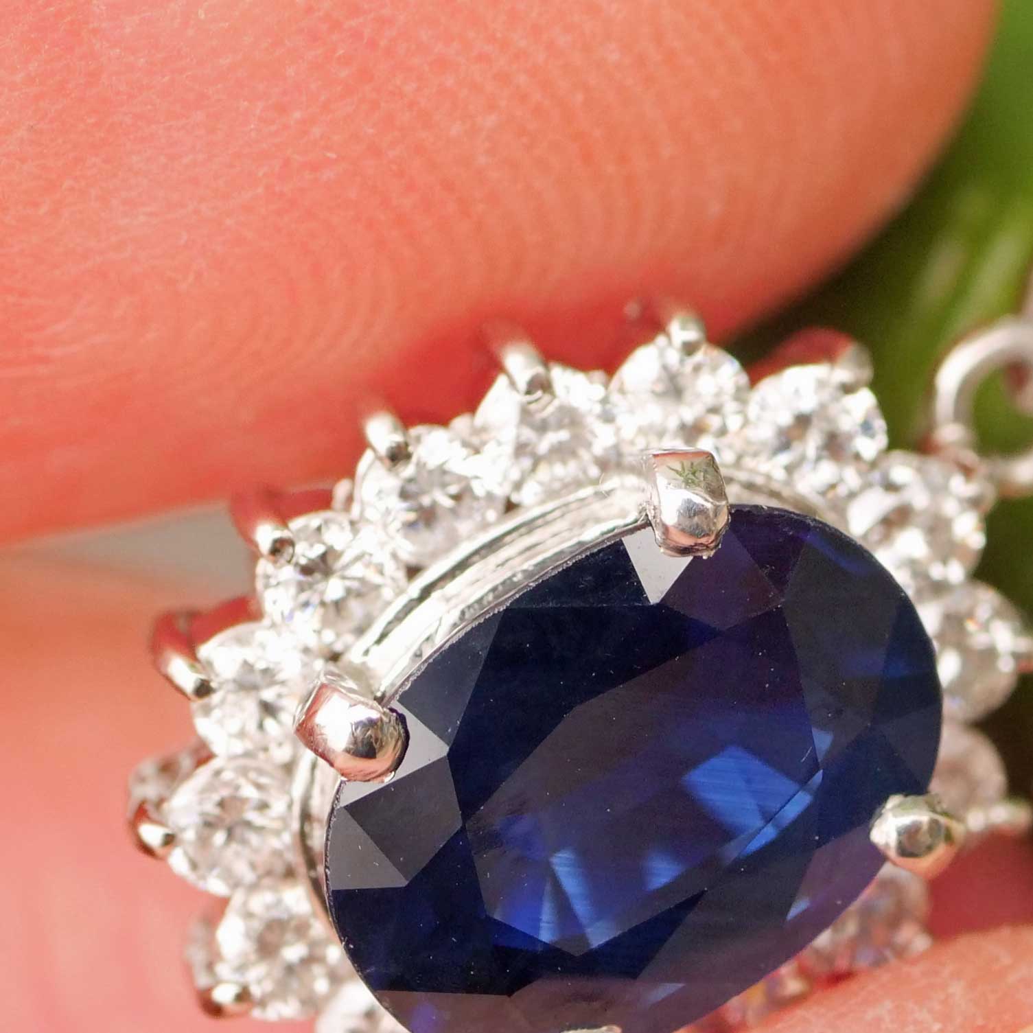 Royal Blue Sapphire Diamond Pendant in 900 Platinum with Chain 2.81 ct 0.73 ct TW-W VS-SI
