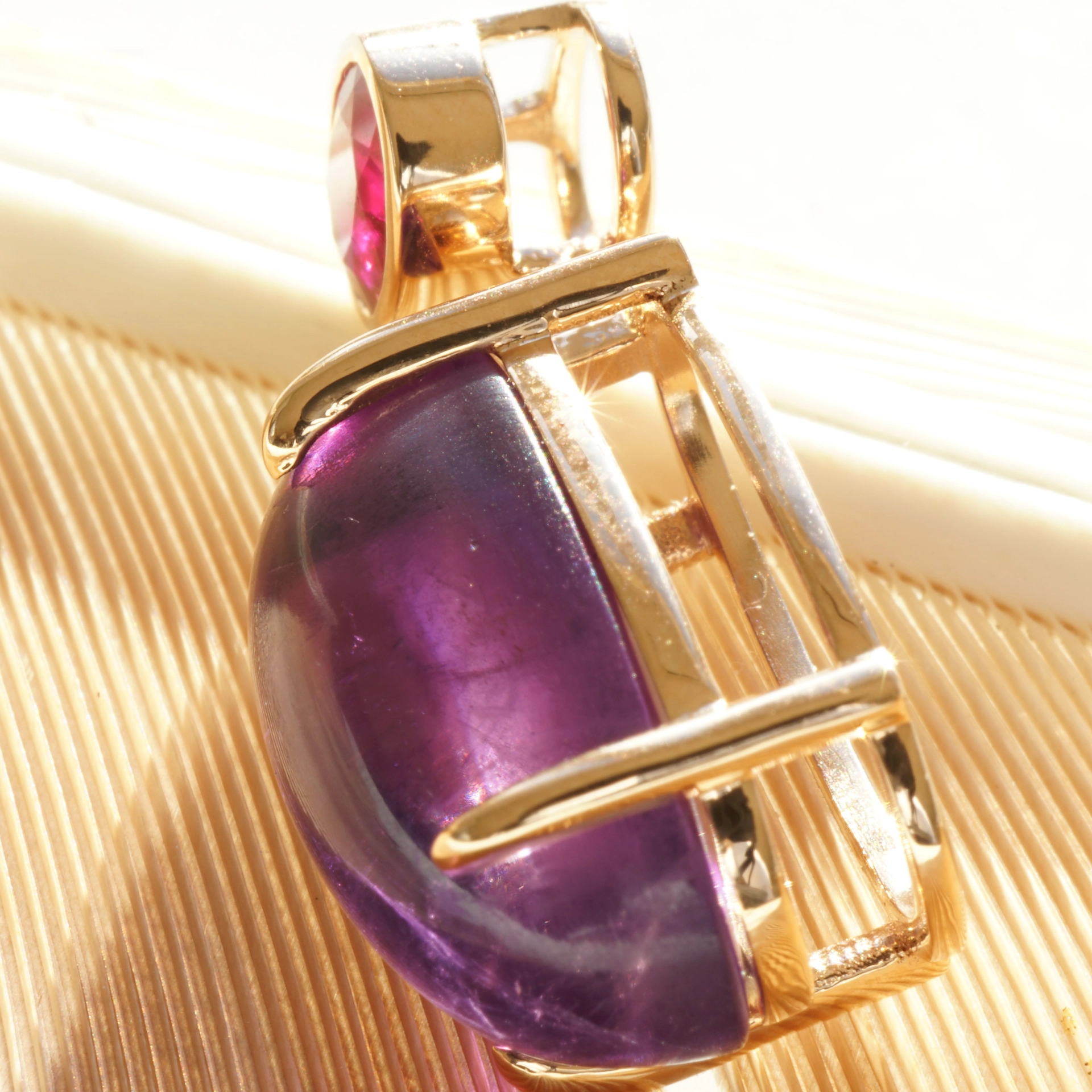 Ruby from Burma meets Amethyst from Brasil...soo beautyful
