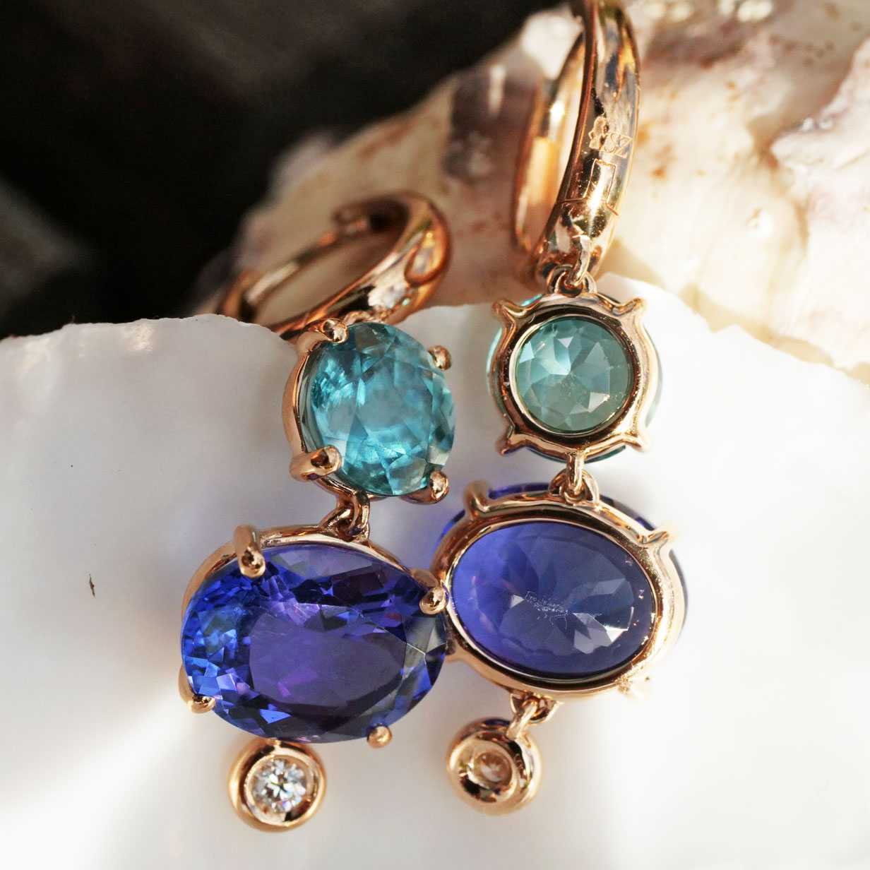 Tanzanite Zircon Brilliant Drop Earrings 750 Rose Gold... Bang colours 6.71 ct 4.84 ct 0.09 ct
