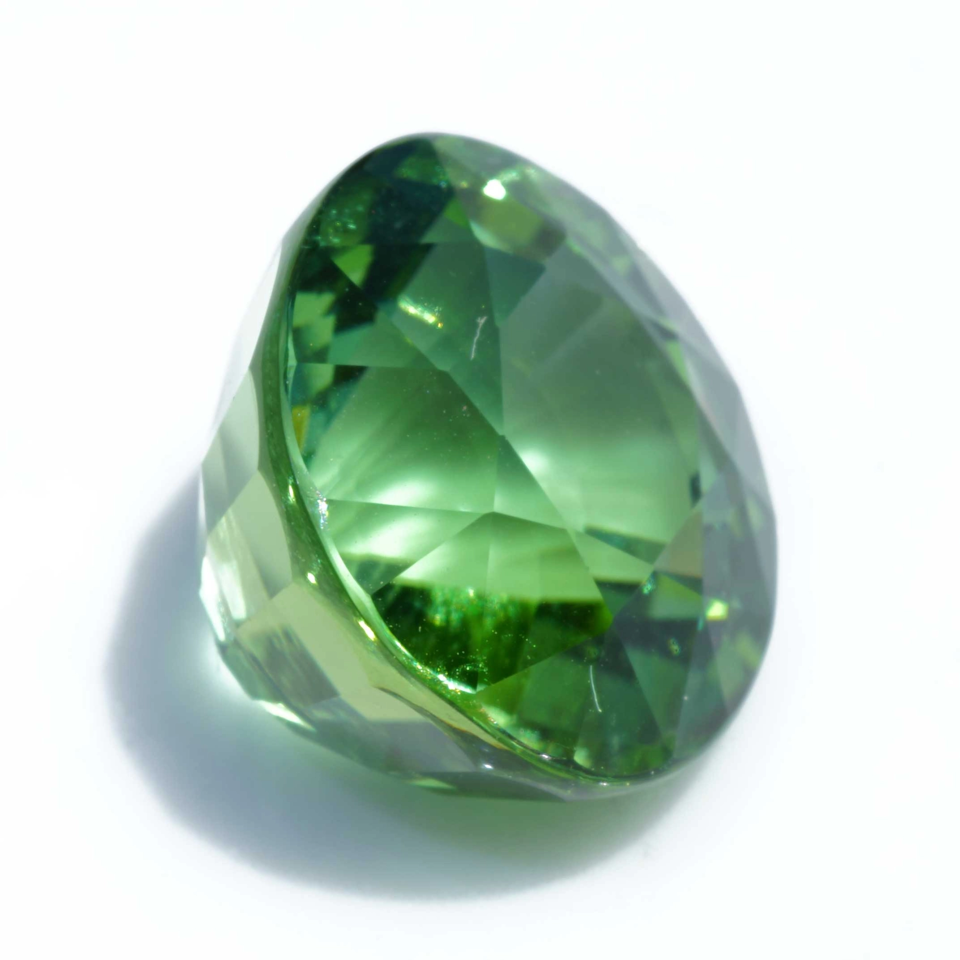 Jaba Tourmaline from Afghanistan green yellow 13.65 ct fine Color Loupeclean Investment Gemstone