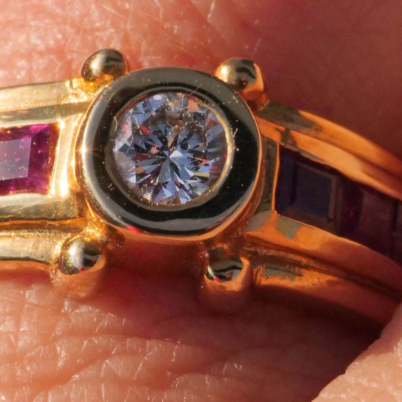 Brilliant Ring 18 kt Yellow Gold new and handmade 0.20 ct TW VVS