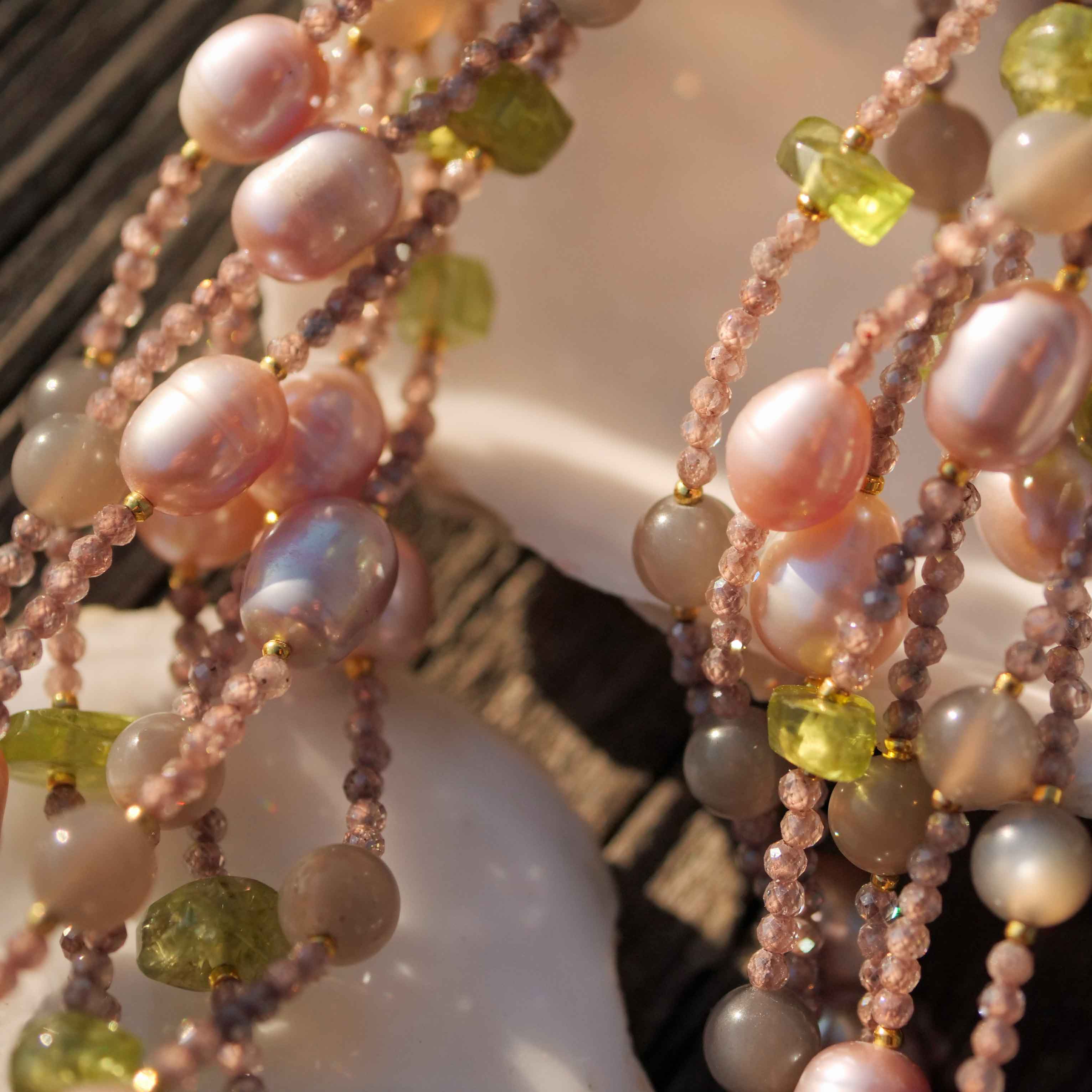 Turmalin Peridot Mondstein Perl Collier mit Magnetschliesse in vergoldet 49,5 cm 7-reihig 