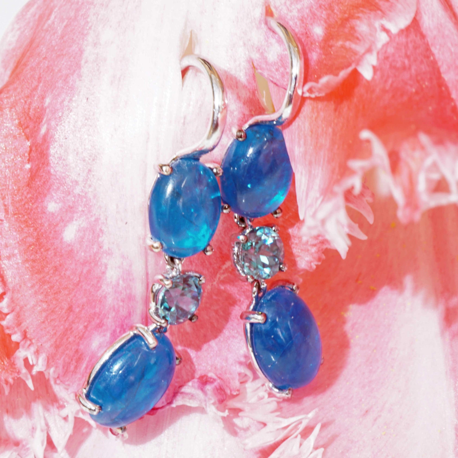 Earrings NEON Colors Apatite and blue Zircon 18 kt White Gold....great Setting made in Italy
