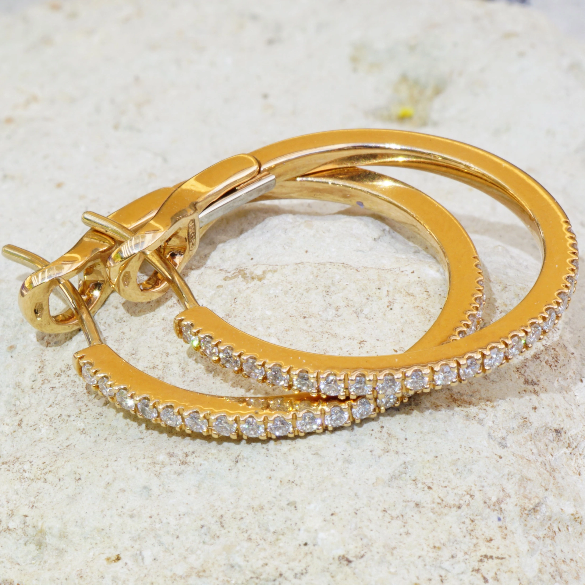 Brilliant Cut Diamond Creoles....italian Life Energy for every Day...18 kt Rose Gold