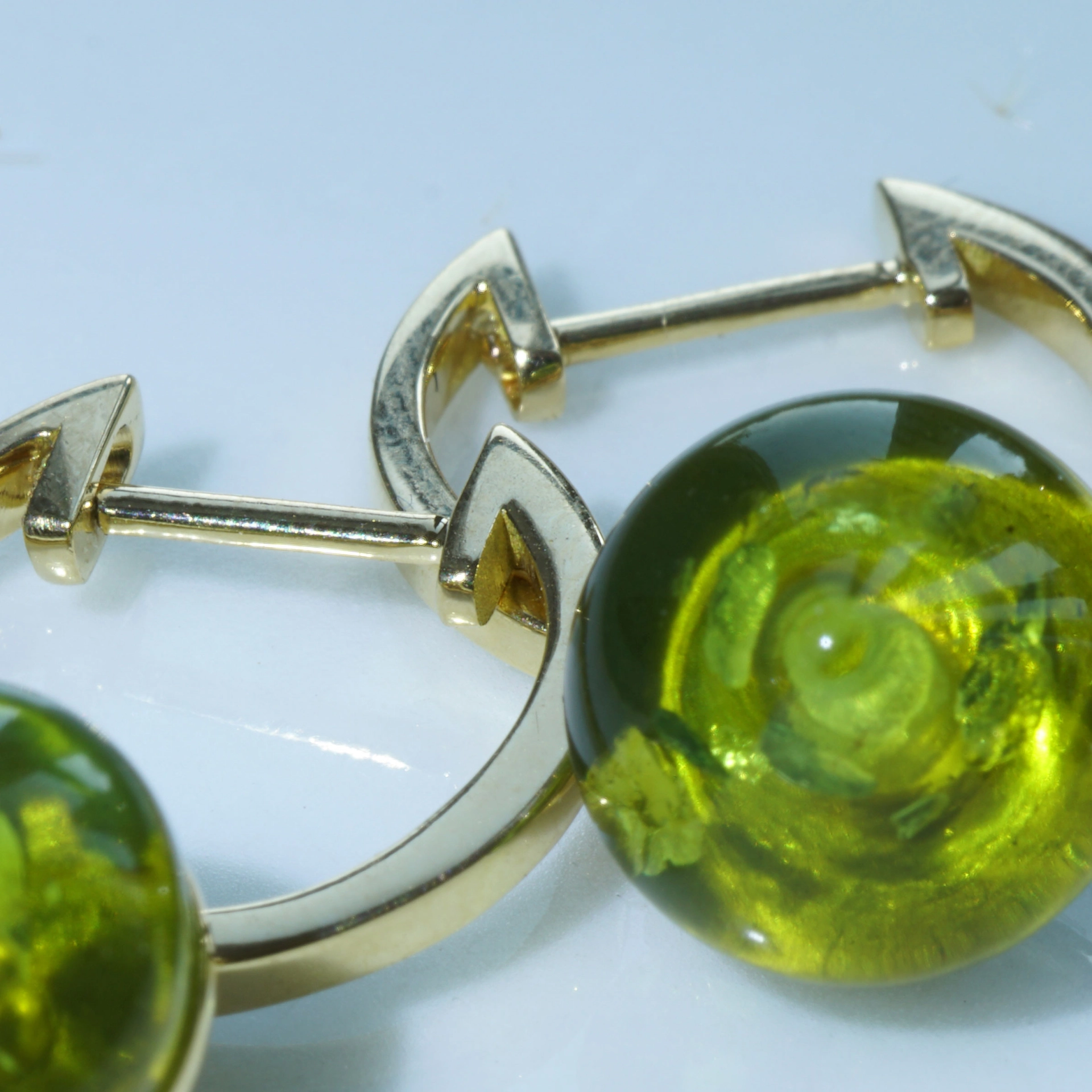 Earrings with different Colors ....a Beginnung of Earring Mania