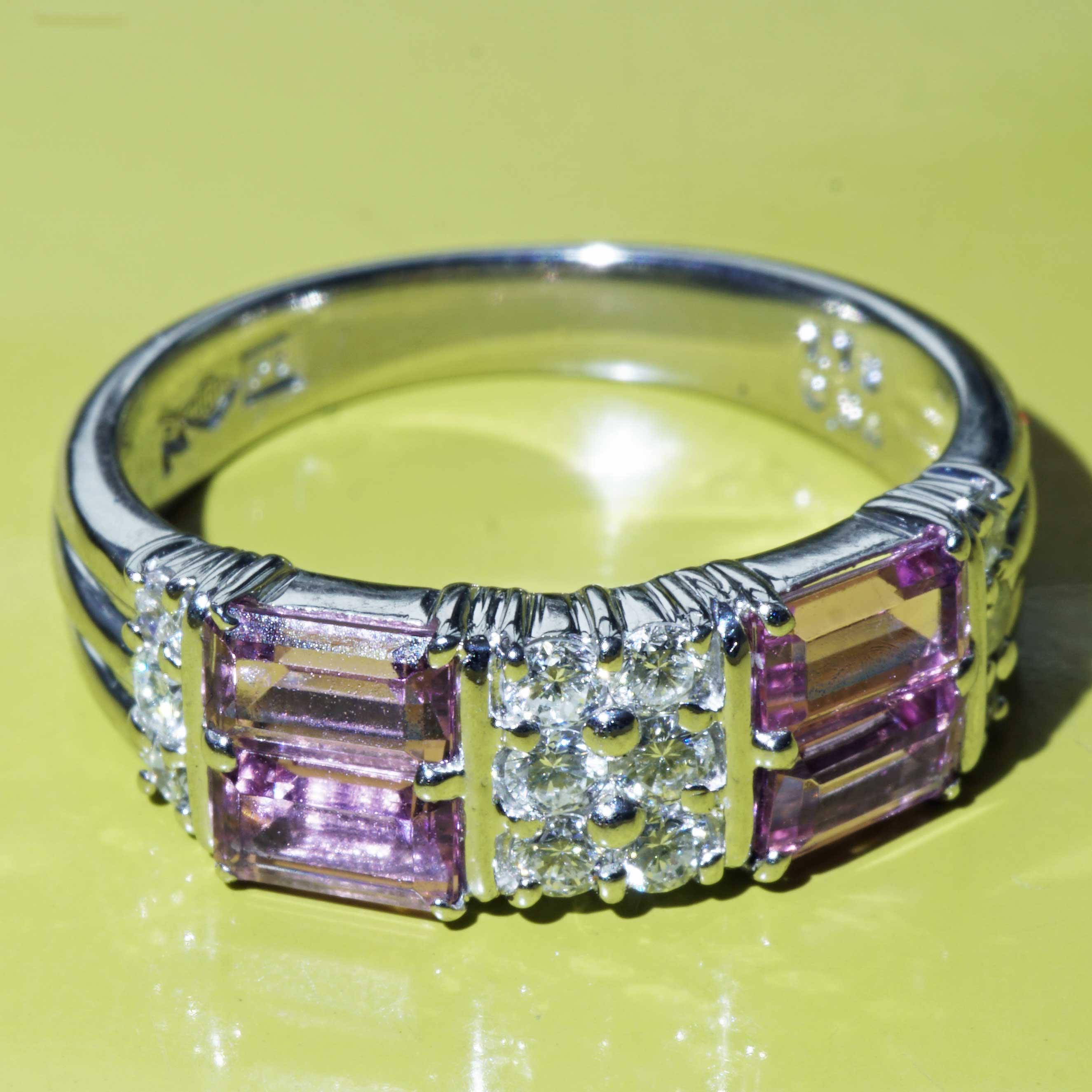 Pink Tourmaline Brilliant Ring 900 Platinum 1.18 ct 0.34 ct fancy Shape with geometric Structure