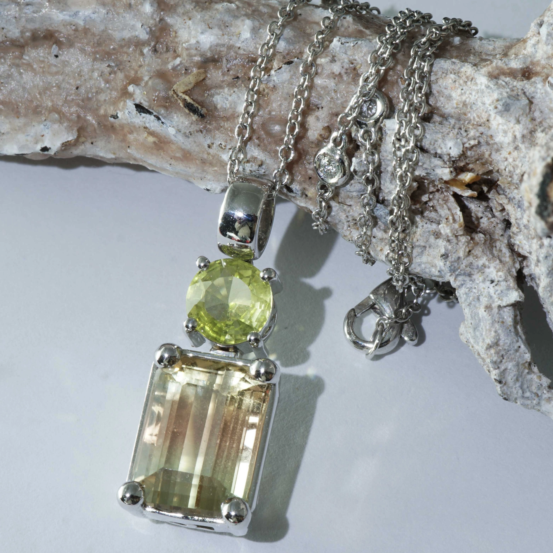 Tourmaline Chrysoberyl Brilliant Pendant in 750 White Gold yellow orange Bicolor 8 ct Africa/Congo