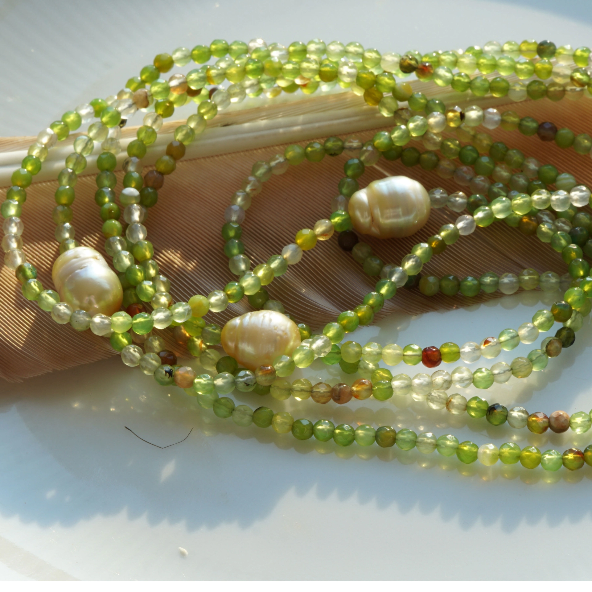 Amazing Colors....this Necklace with Southsea Pearls is gorgeous