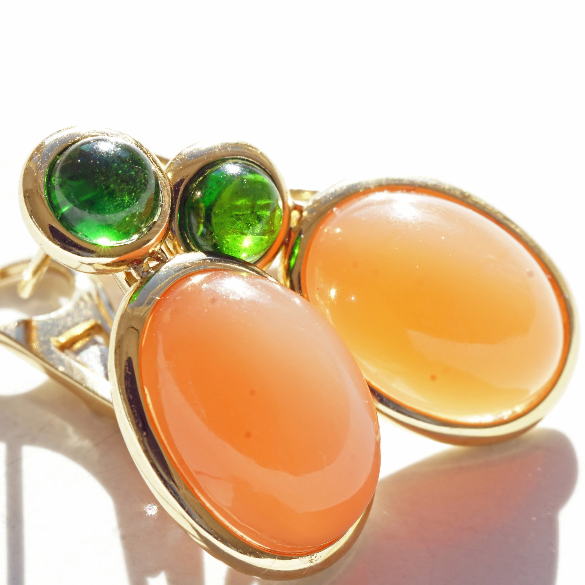 Moonstone Tourmaline Earrings 18 kt Yellowgold ....exquisite Gemstone