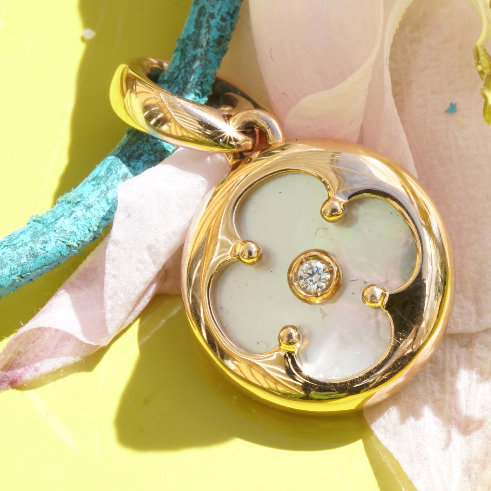 Cloverleaf Pendant with Brilliants 750 Rose Gold made in Italy
