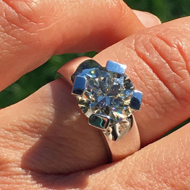Brillant-Ring-4.01 ct-750er-Weißgold-L/VS1-Schliff excellent